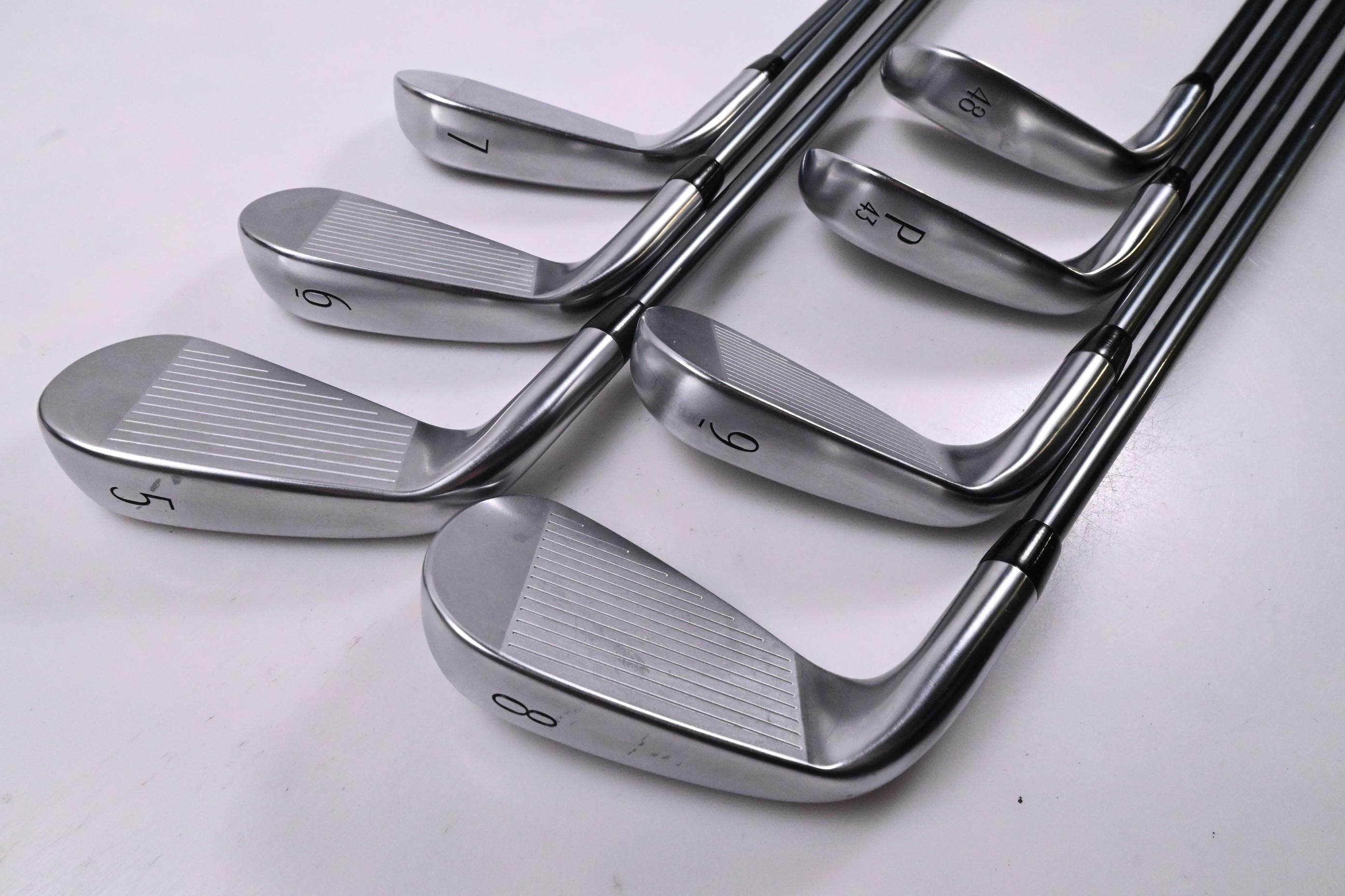 Titleist T350 2025 Irons / 5-PW+48° / Regular Flex MMT AMC Red 65 Shafts