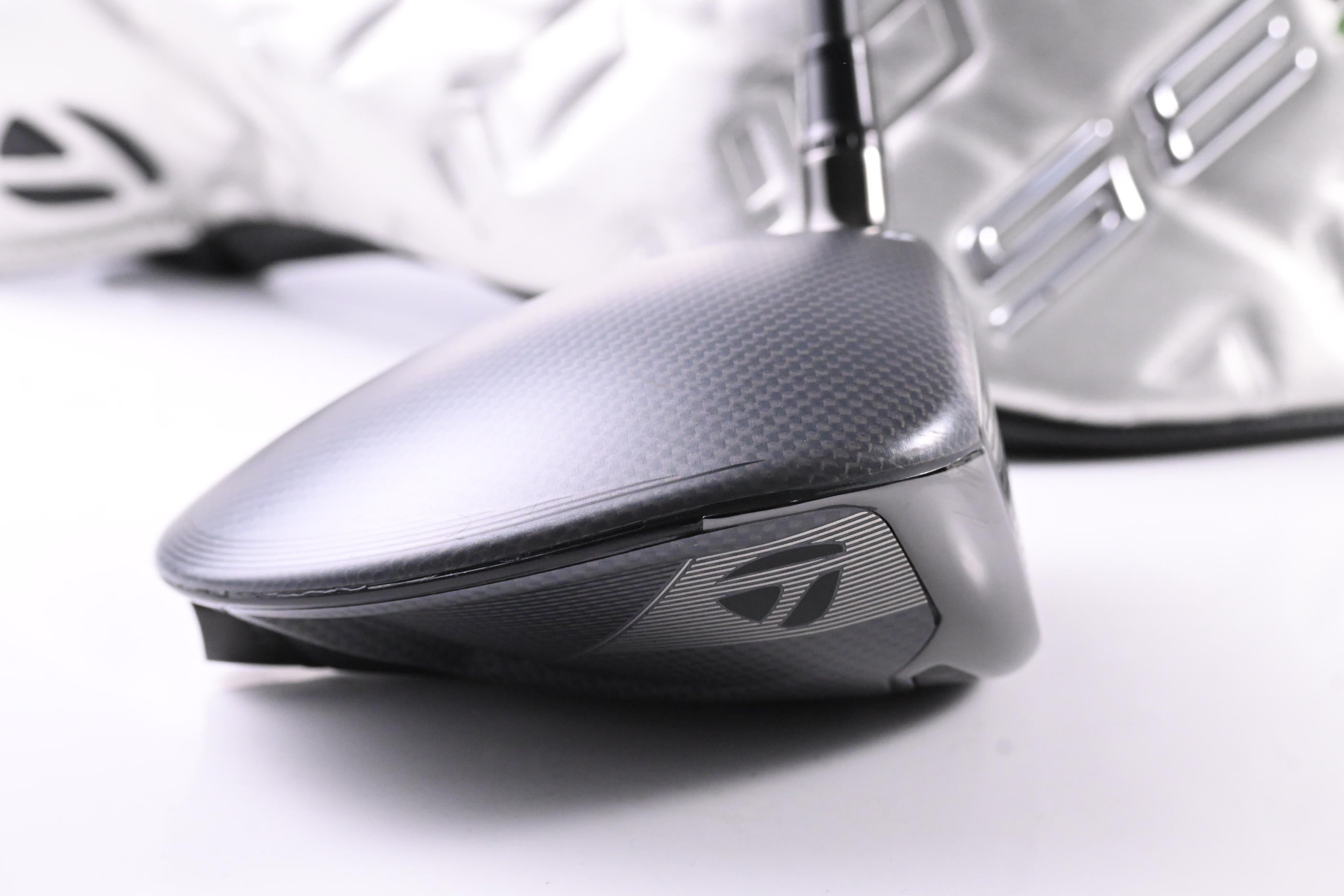 Taylormade Qi35 Max Driver / 10.5 Degree / Stiff Flex Fujikura Ventus Blue '25 5