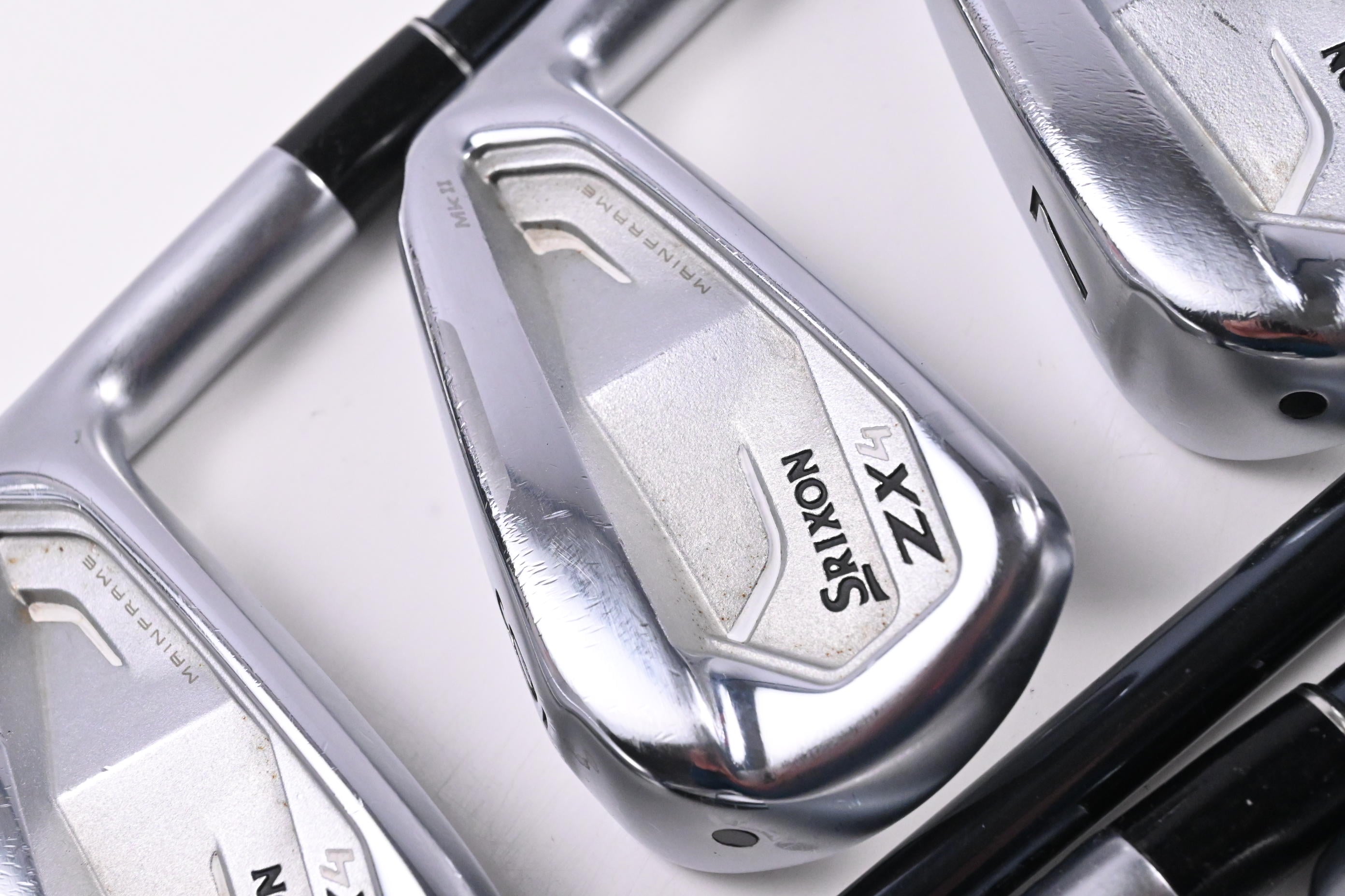 Srixon ZX4 MK II Irons 2023 / 5-PW+AW / Regular Flex UST Mamiya Recoil DART 65