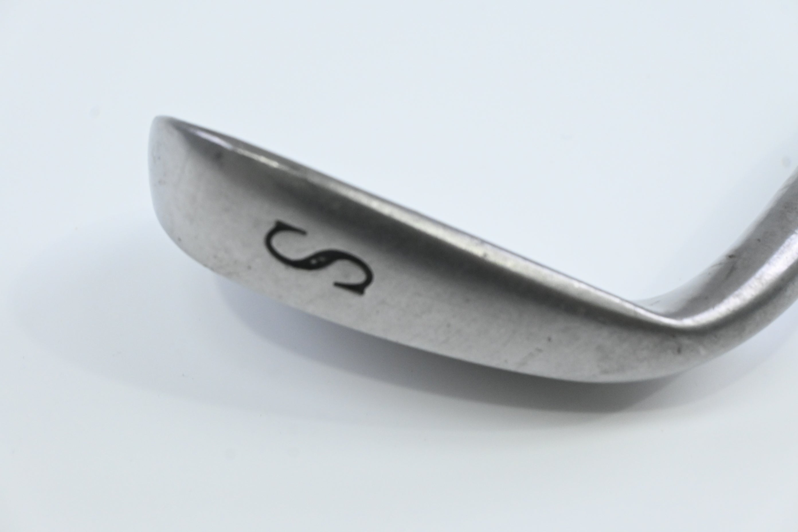 Titleist DCI 981 SL Sand Wedge / 52 Degree / Stiff Flex Dynamic Gold S300