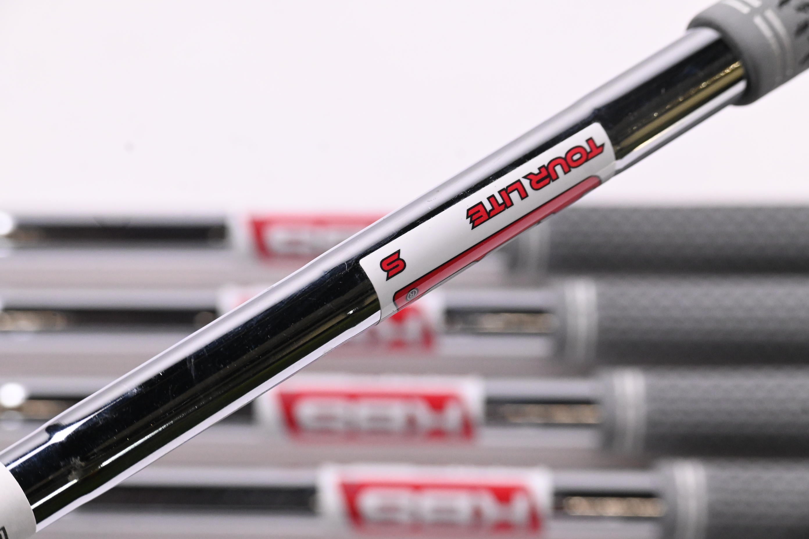 Wilson Dynapower 2023 Forged Irons / 4-PW / Stiff Flex KBS Tour Lite Shafts