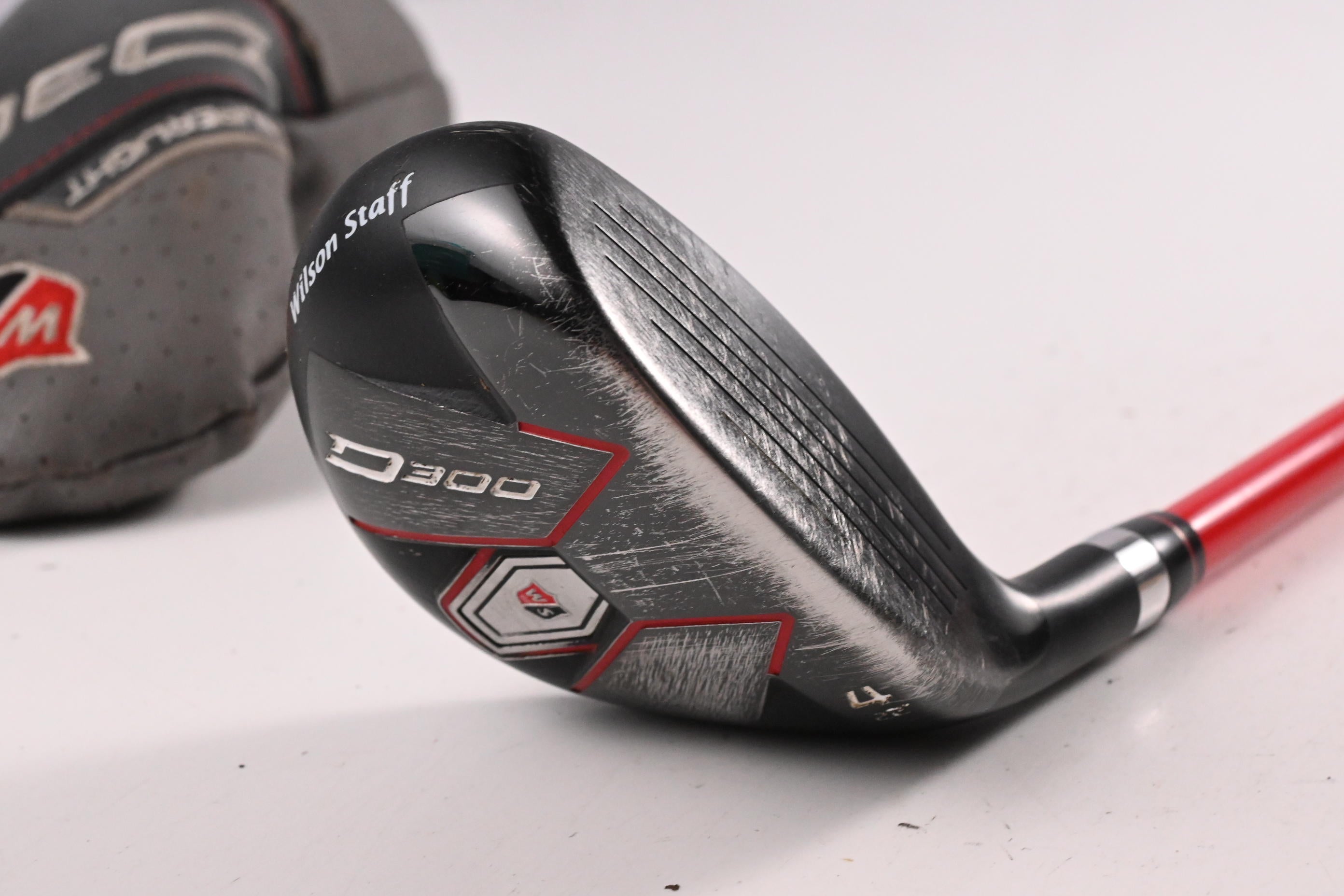 Wilson D300 #4 Hybrid / 22 Degree / Regular Flex Wilson D300 Superlight Shaft