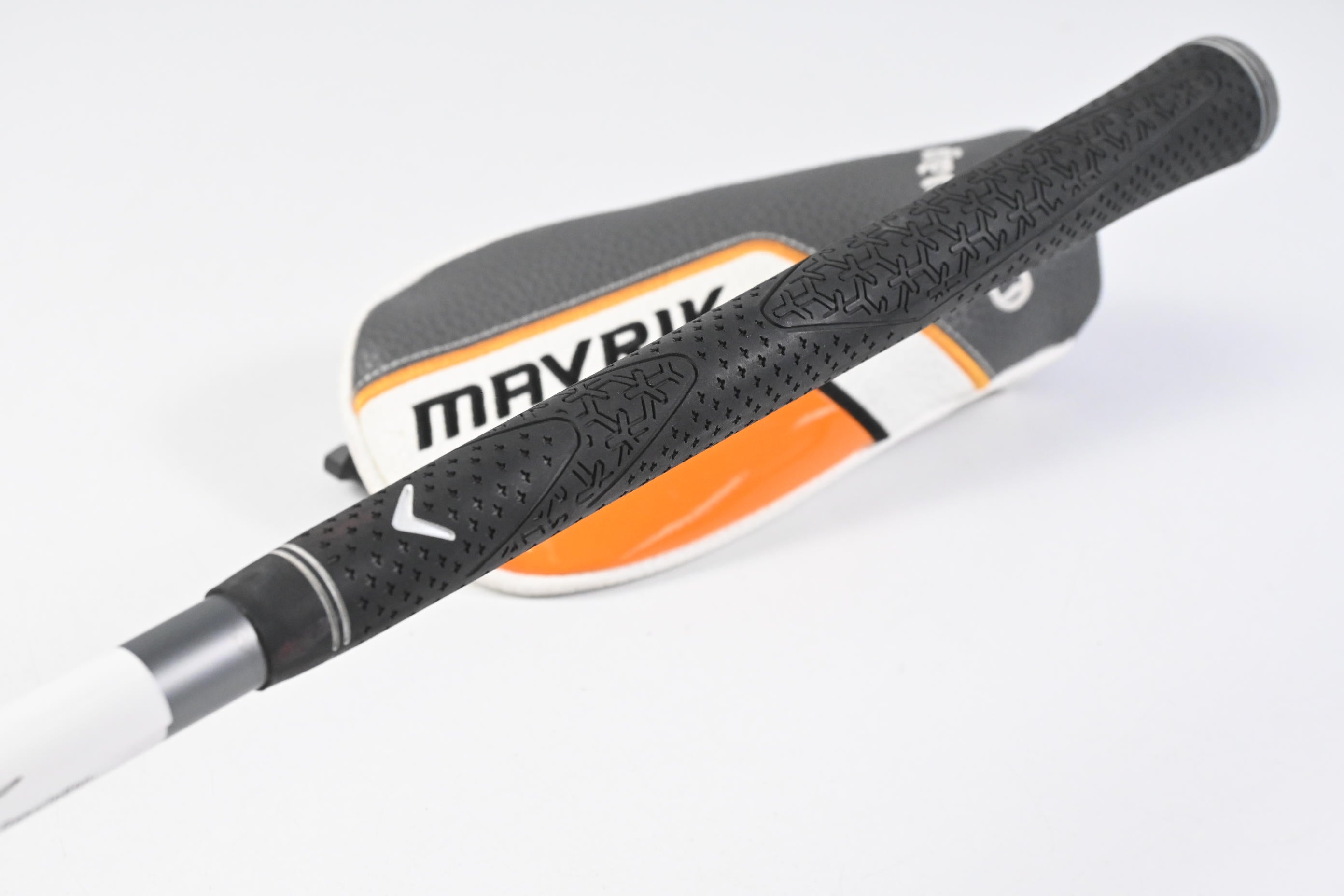 Left Hand Callaway Mavrik #4 Hybrid / 20 Degree / Regular Flex Catalyst 65 Shaft