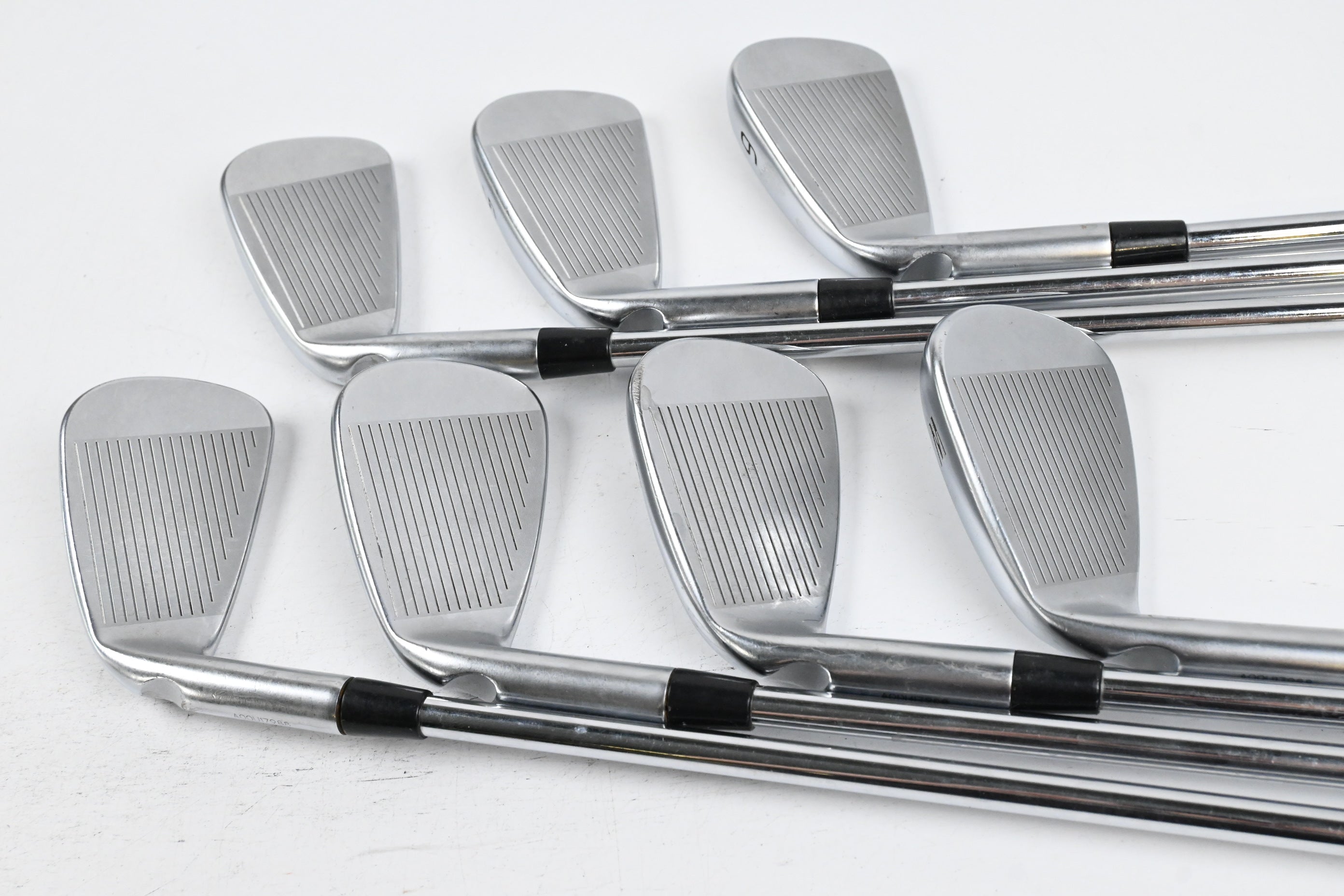 Ping i230 Irons / 4-PW / Blue Dot / Regular Flex Elevate MPH 95 Shafts