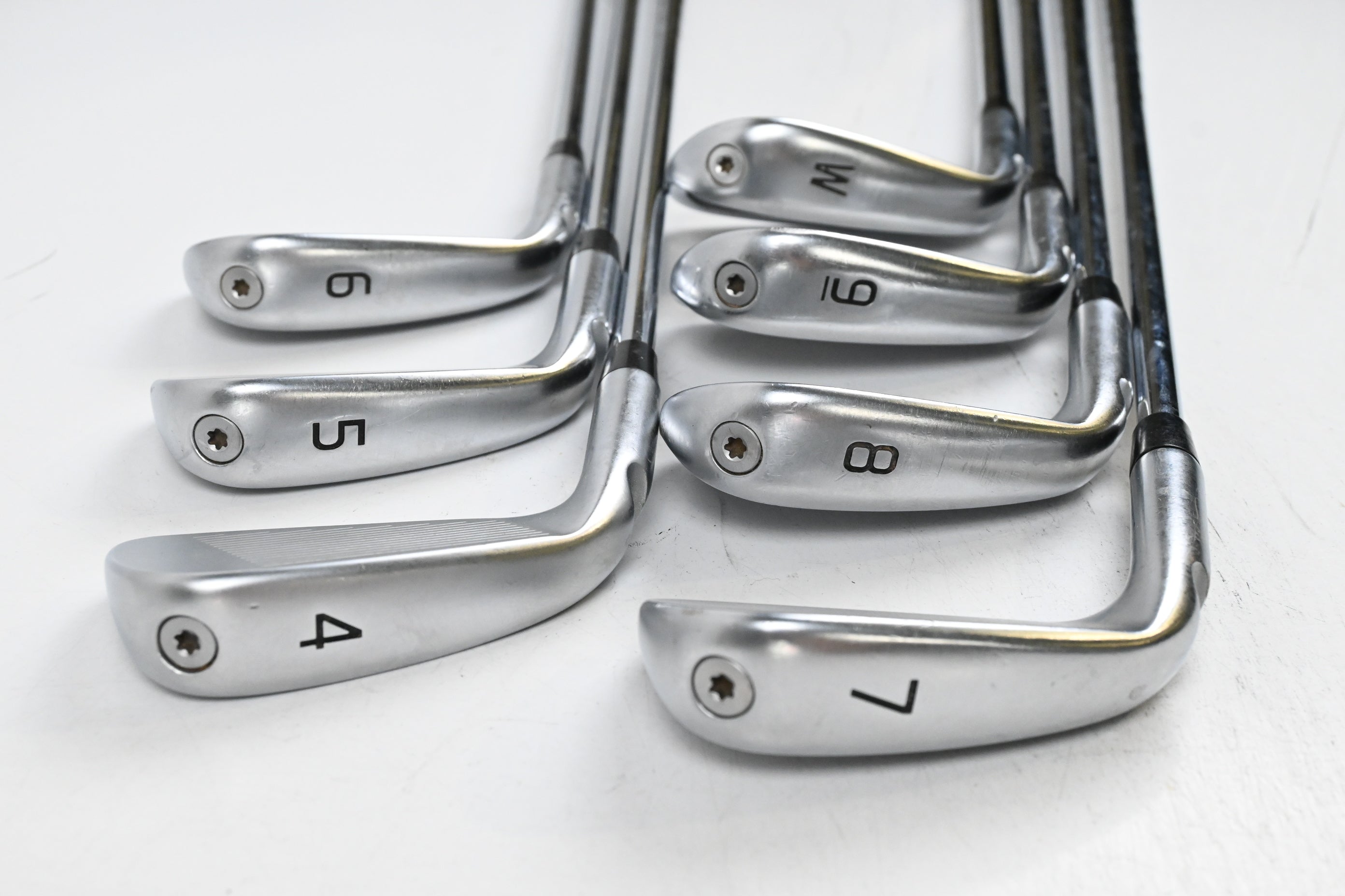 Ping i230 Irons / 4-PW / Blue Dot / Regular Flex Elevate MPH 95 Shafts