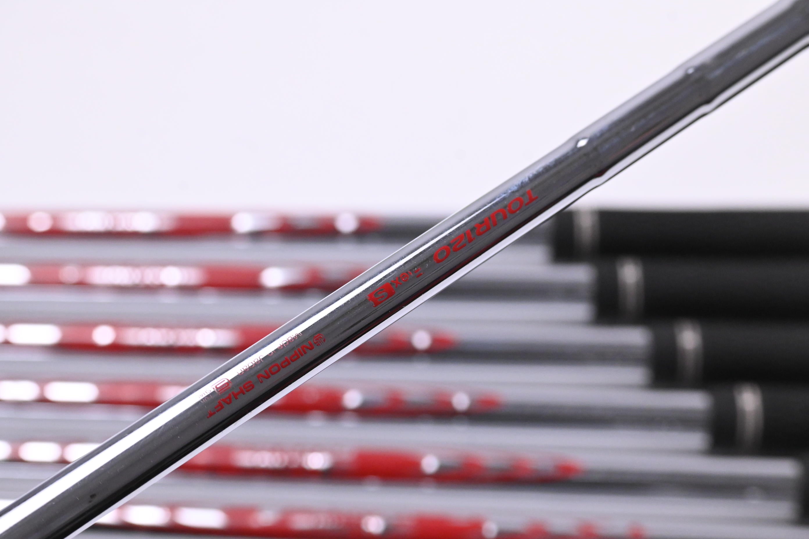 Srixon Z-Forged Irons / 4-PW / Stiff Flex N.S.Pro Modus3 Tour 120 Shafts