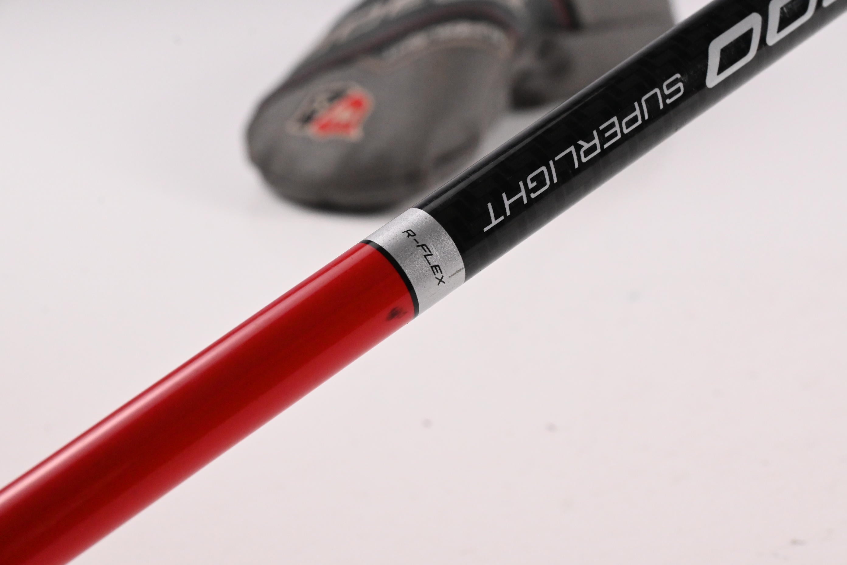 Wilson D300 #4 Hybrid / 22 Degree / Regular Flex Wilson D300 Superlight Shaft