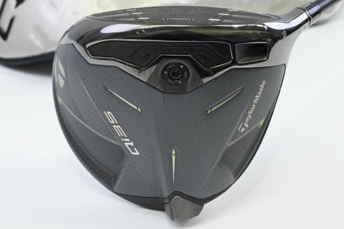 Taylormade Qi35 Driver / 10.5 Degree / Regular Flex Fujikura Ventus Blue 5 Shaft