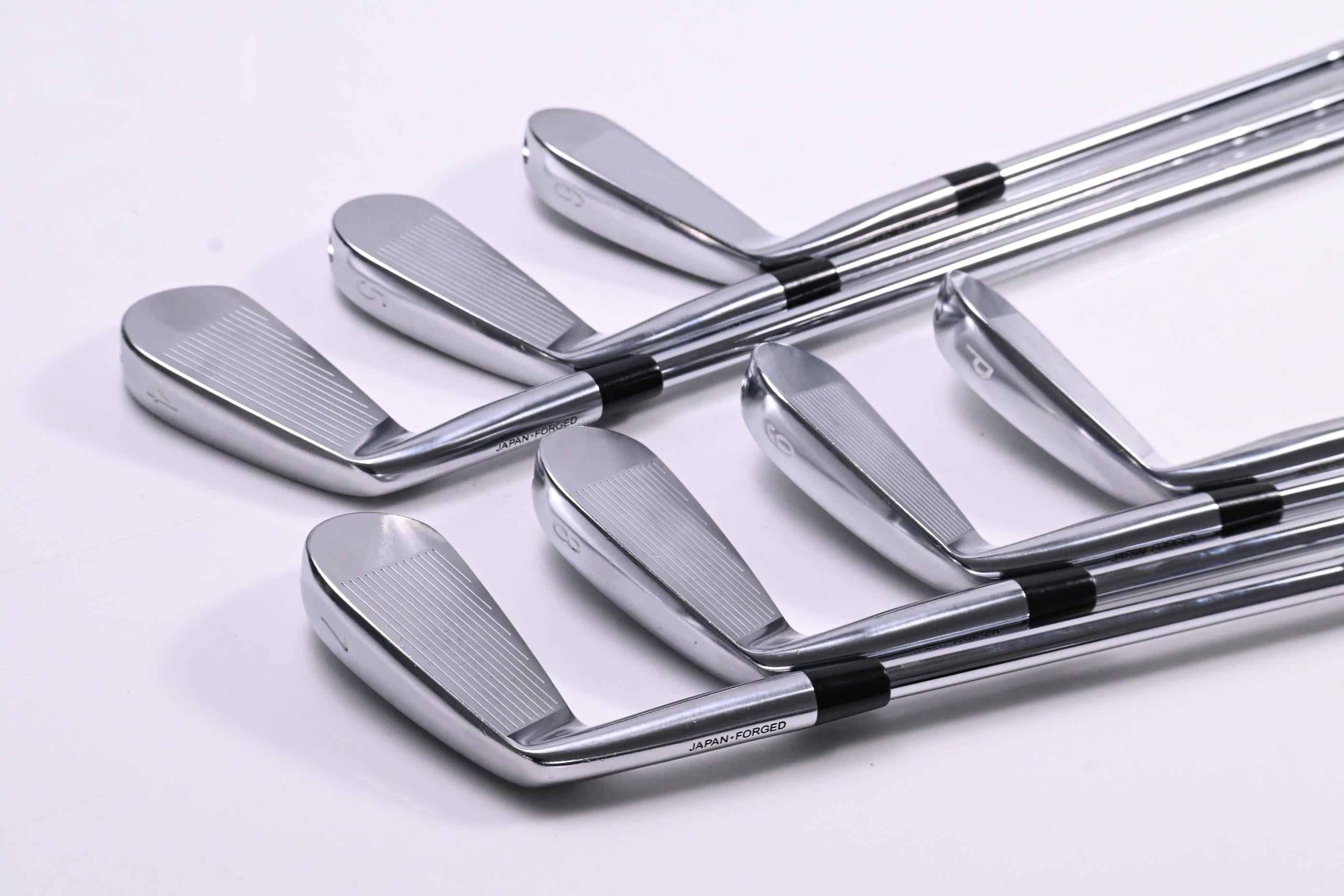 Vega Mizar Pro Irons / 4-PW / X-Flex Shimada Tour Mid Steel Shafts