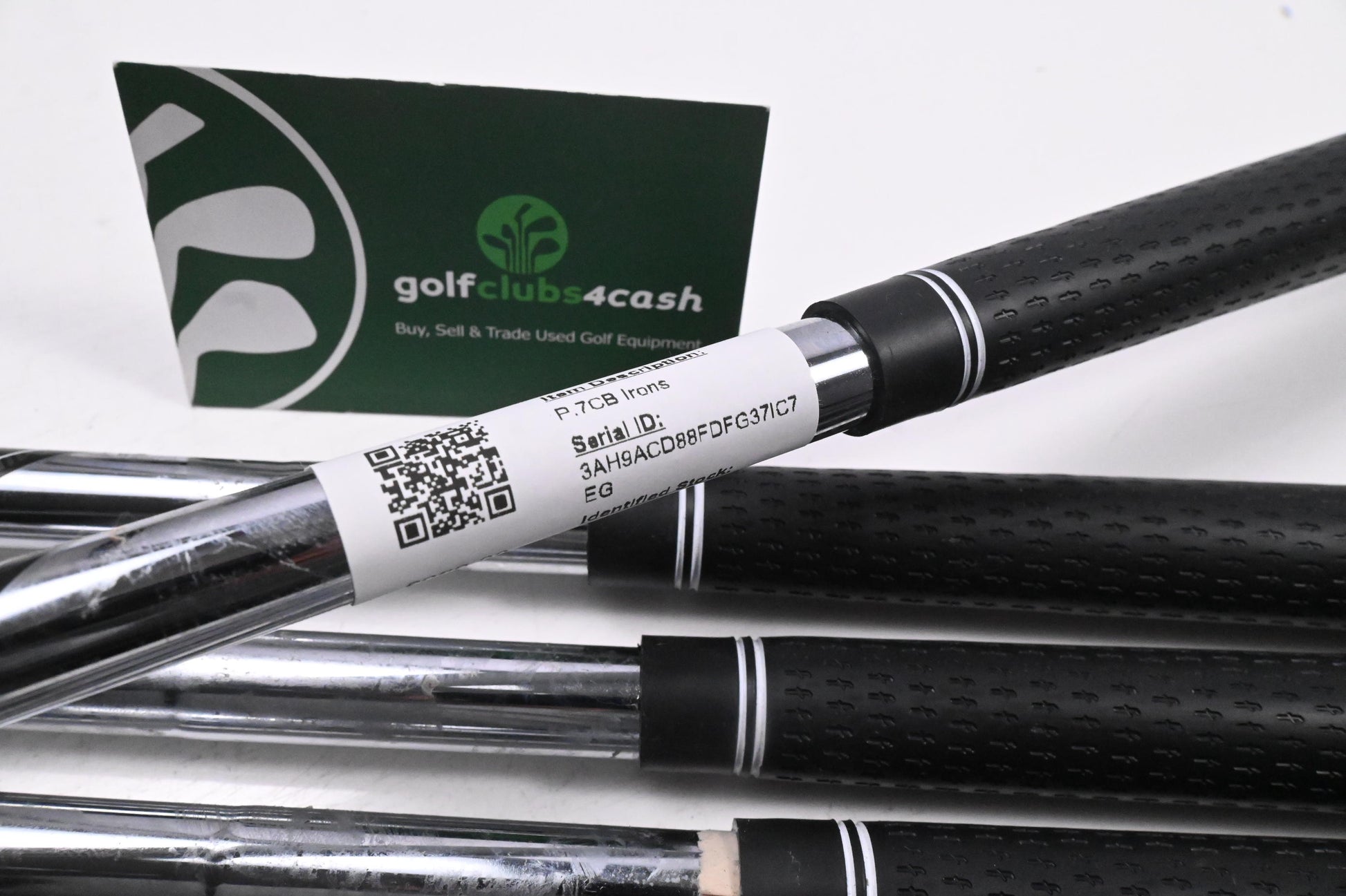 Taylormade P.7CB Irons / 4-PW / Stiff Flex Dynamic Gold Mid 115 S300 Shafts