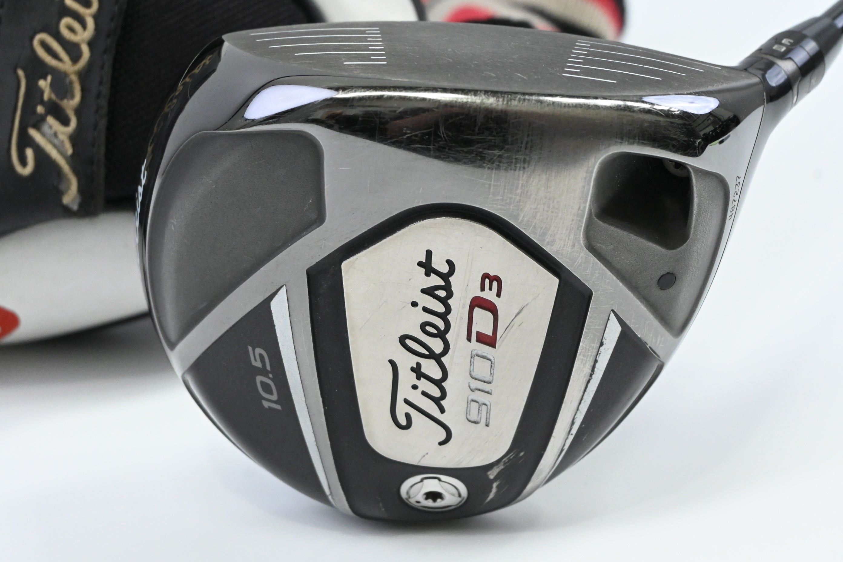 Titleist 910 D3 Driver / 10.5 Degree / Stiff Flex Tensei AV Blue 55 Shaft