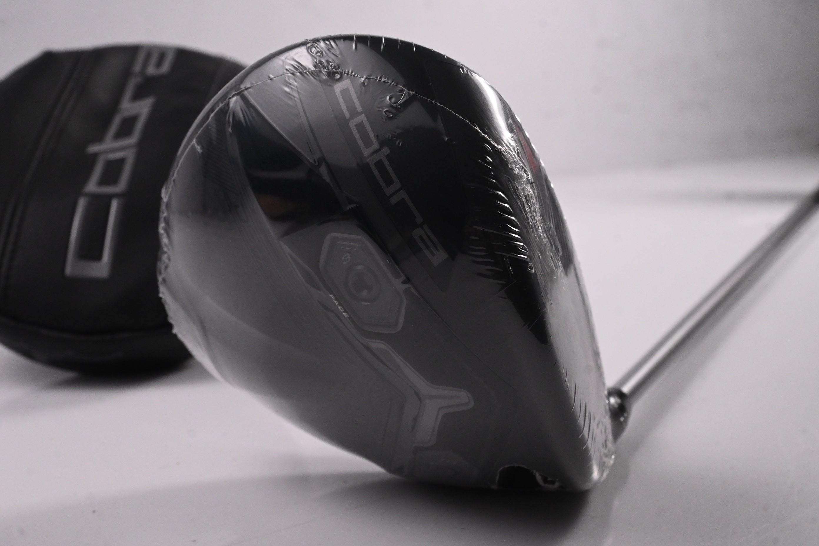 Cobra DS-Adapt LS Driver / 10.5 Degree / Stiff Flex Fujikura Pro 60 Shaft
