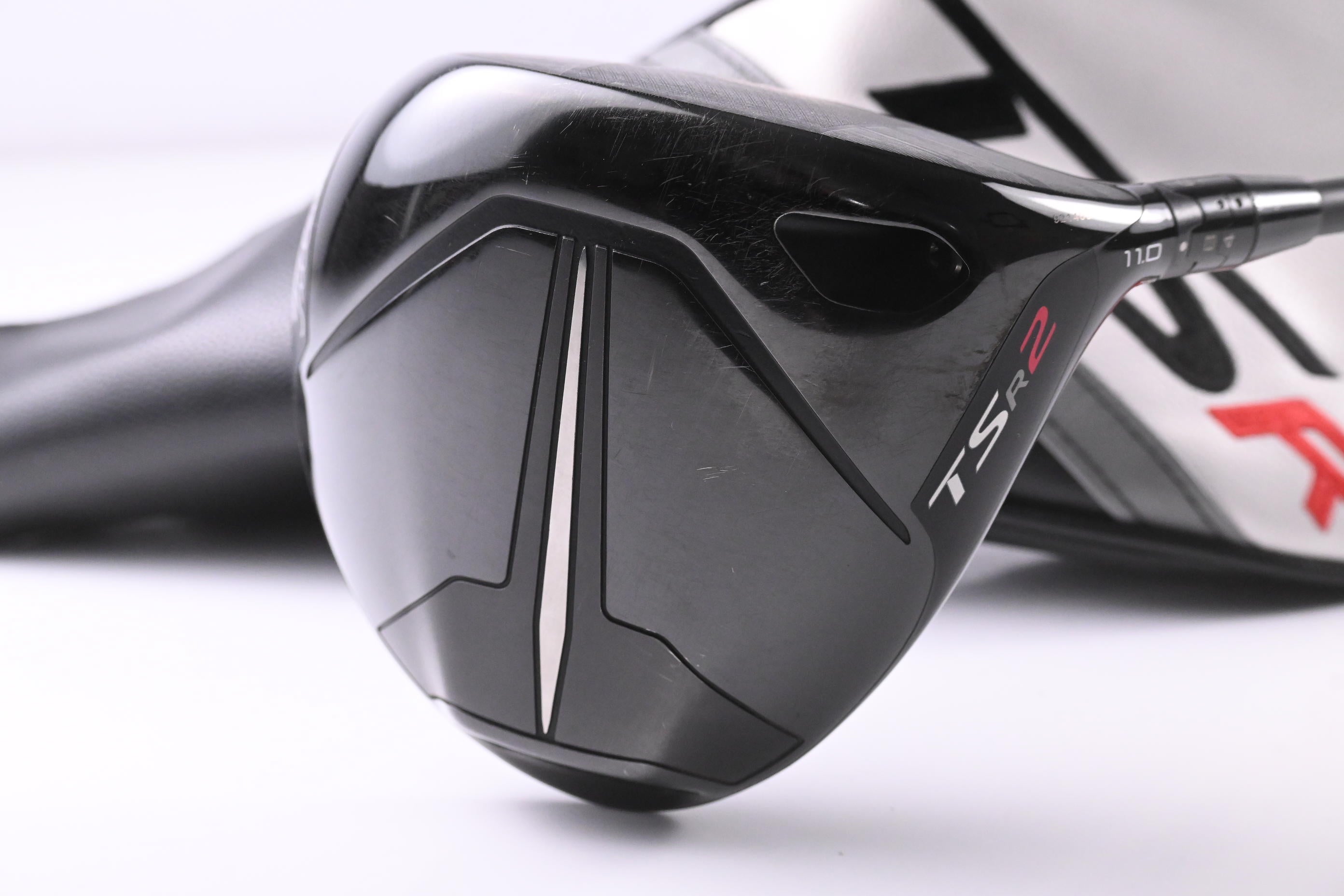 Titleist TSR2 Driver / 11 Degree / Regular Flex Kuro Kage Gen5 Black 50 Shaft