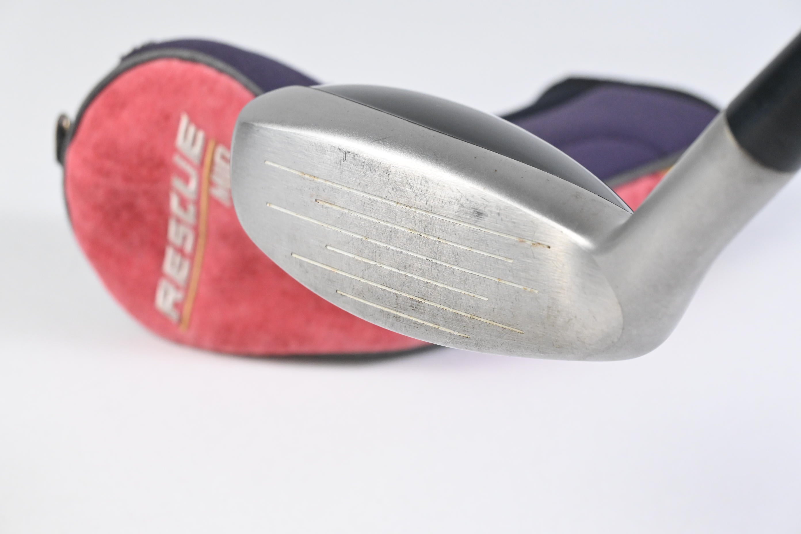Taylormade Rescue Mid #2 Hybrid / 14 Degree / Regular Flex Aldila NV 55 Shaft