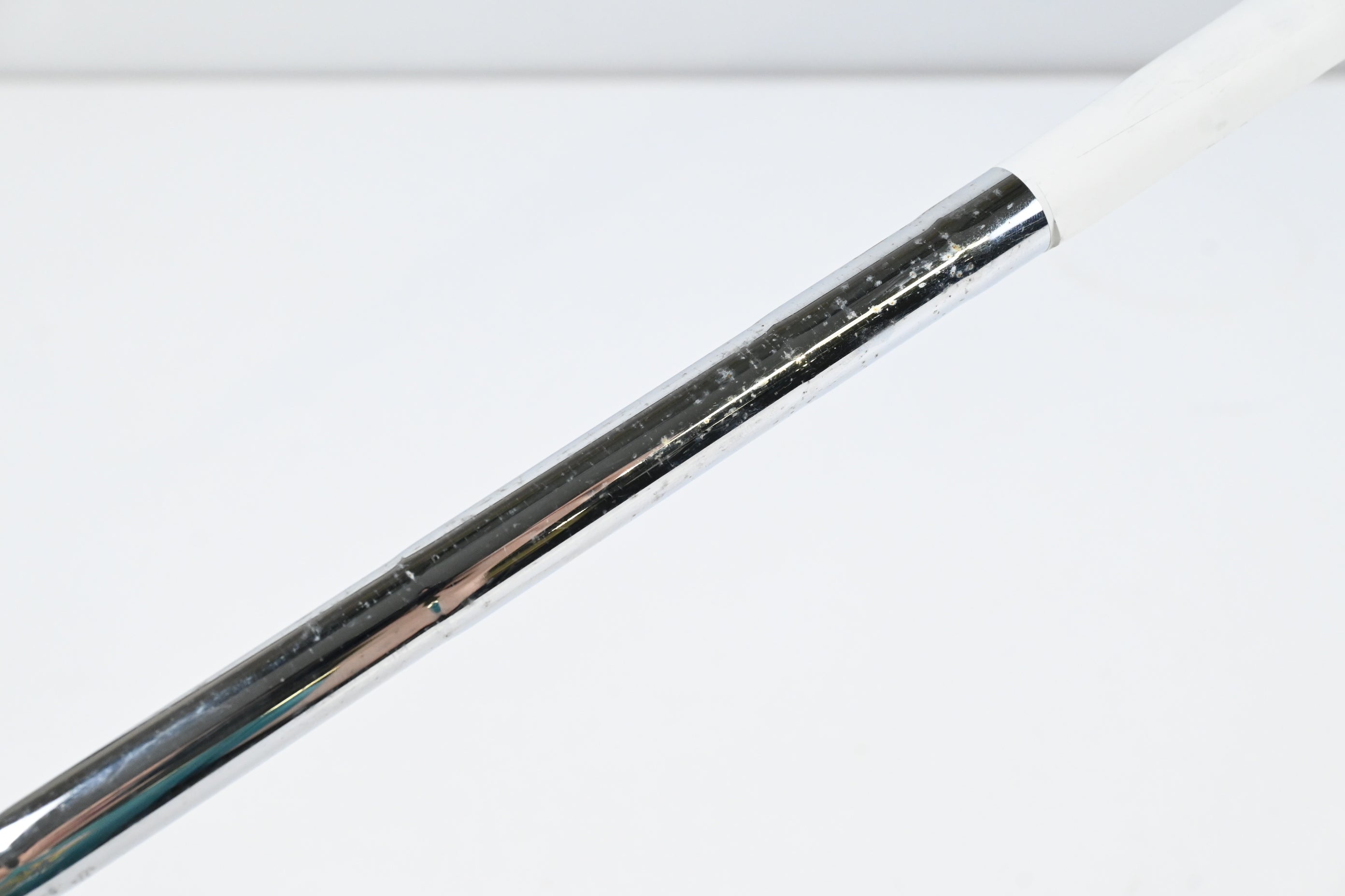 Ping G15 #9 Iron / 40 Degree / Orange Dot / Regular Flex Ping AWT Shaft