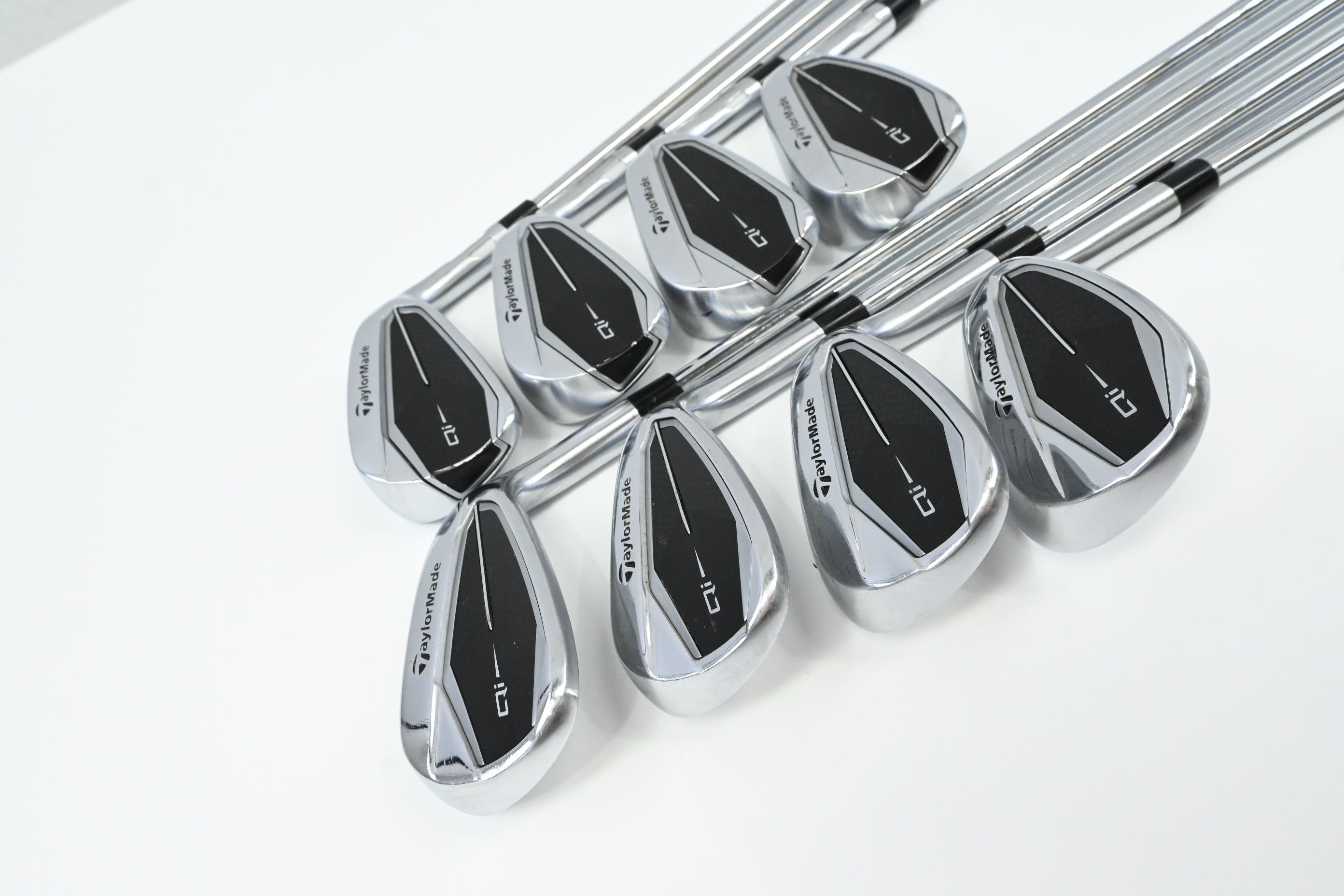 Taylormade Qi Irons / 5-PW+GW+SW / Regular Flex KBS Max MT 85 Shaft