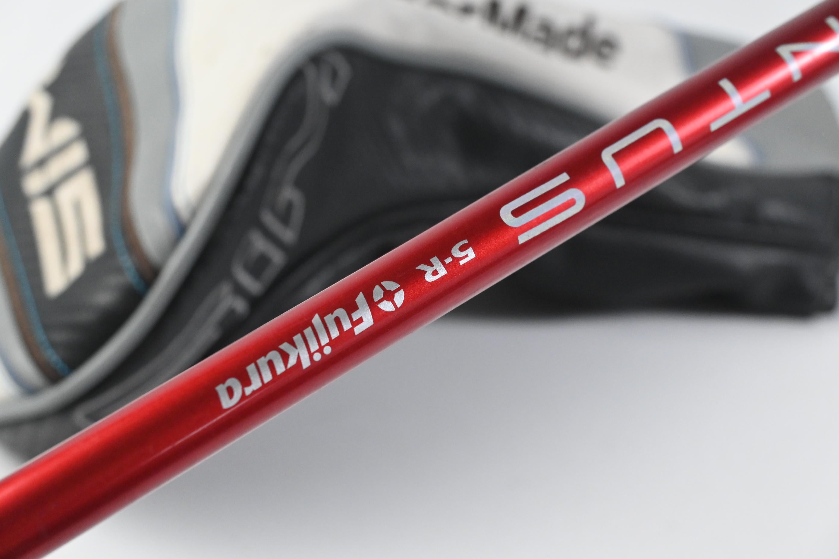 Taylormade SIM Max Driver / 10.5 Degree / Regular Flex Ventus Red 5 Shaft
