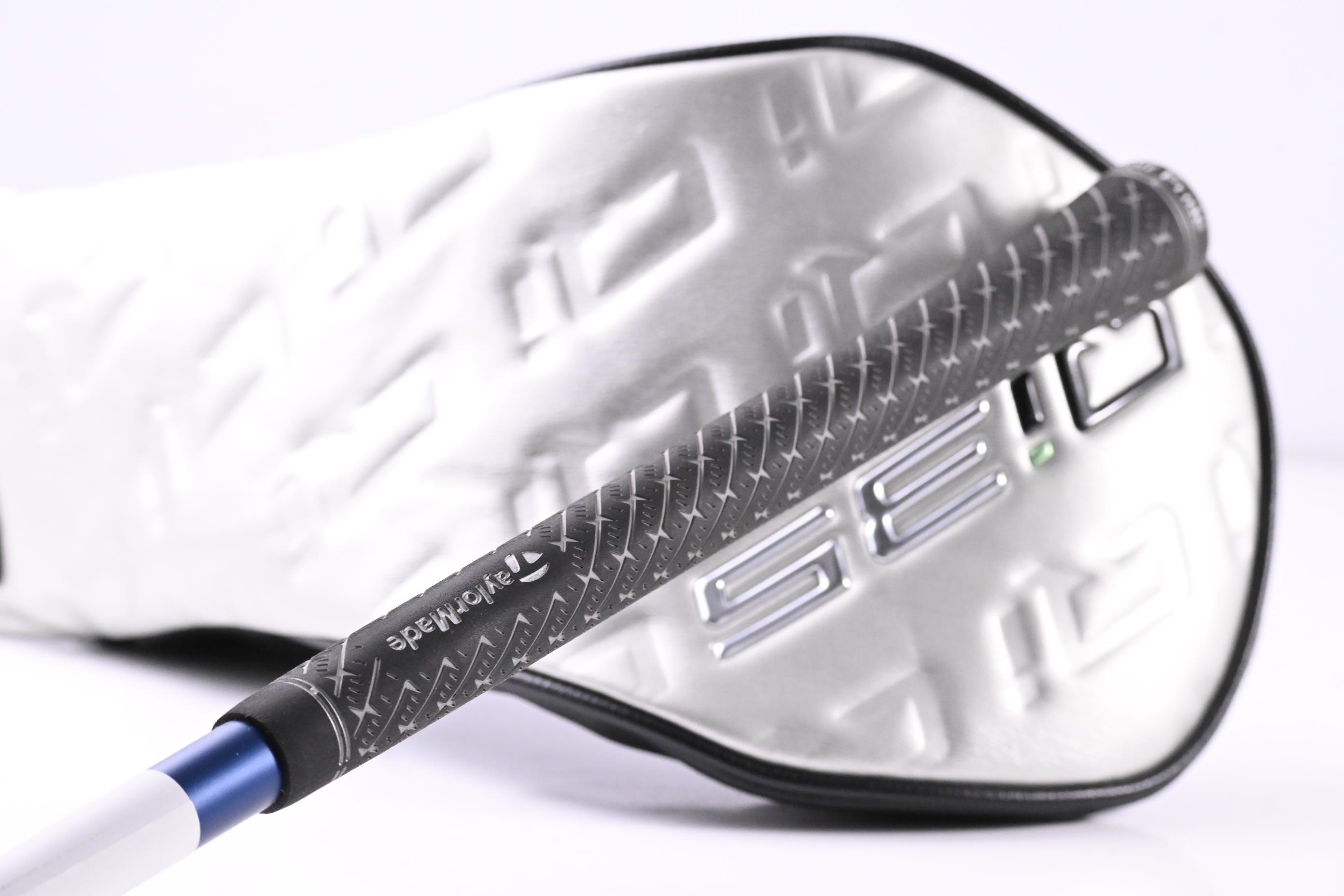 Taylormade Qi35 Driver / 9 Degree / Regular Flex Fujikura Ventus Blue '25 5