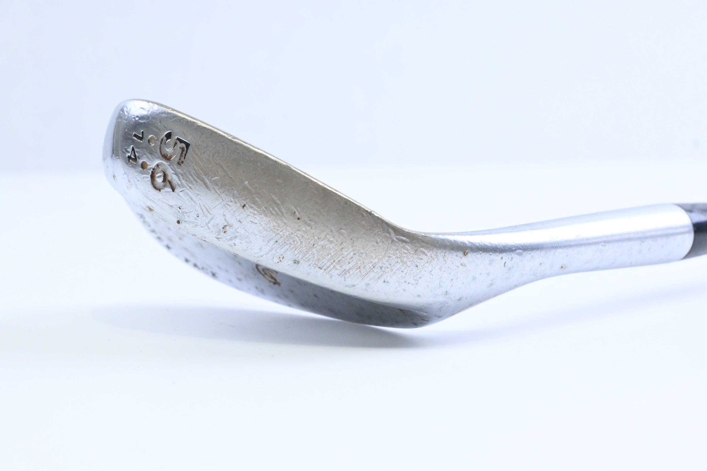 Cleveland 588 RTX Sand Wedge / 56 Degree / Wedge Flex Dynamic Gold Shaft