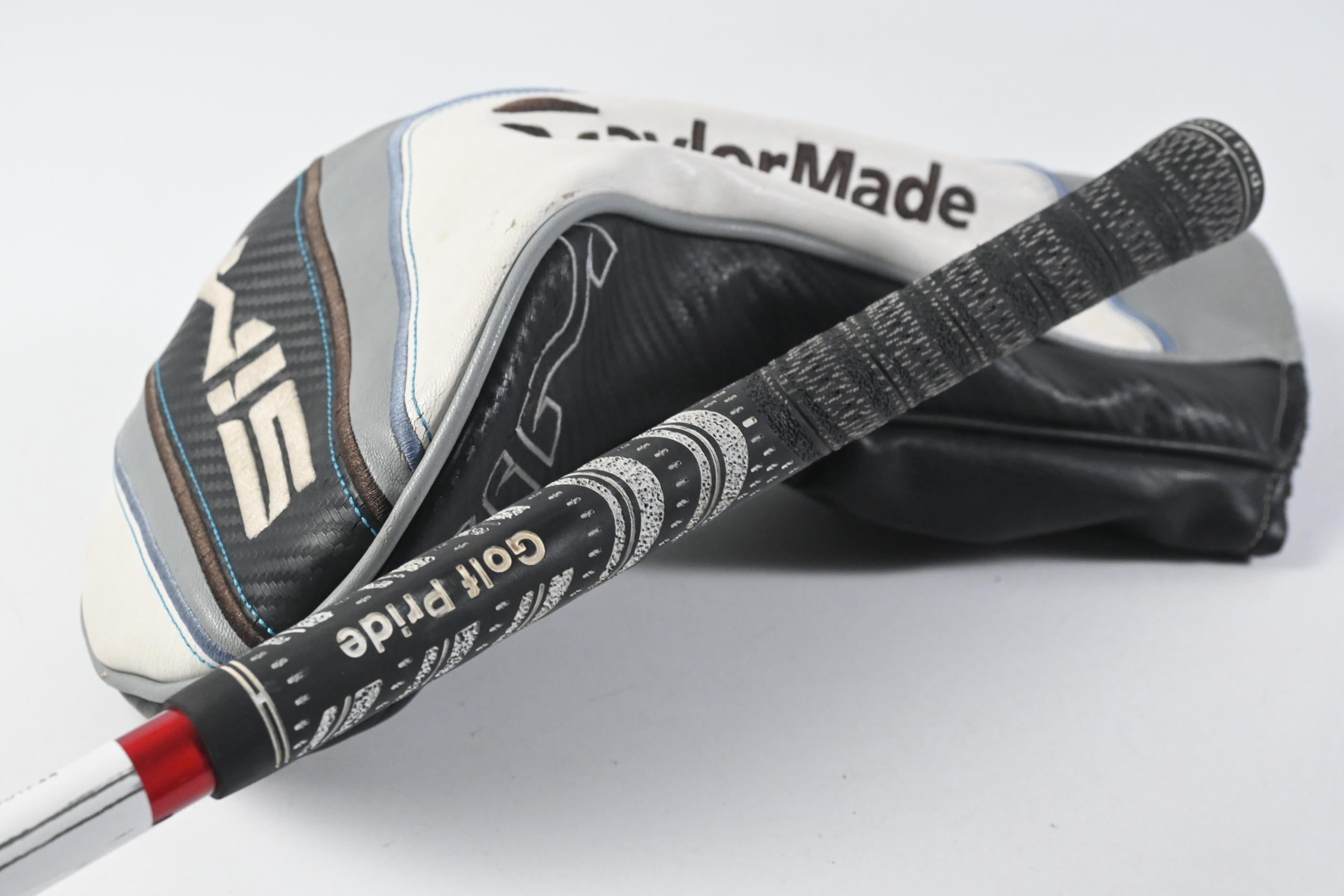Taylormade SIM Max Driver / 10.5 Degree / Regular Flex Ventus Red 5 Shaft