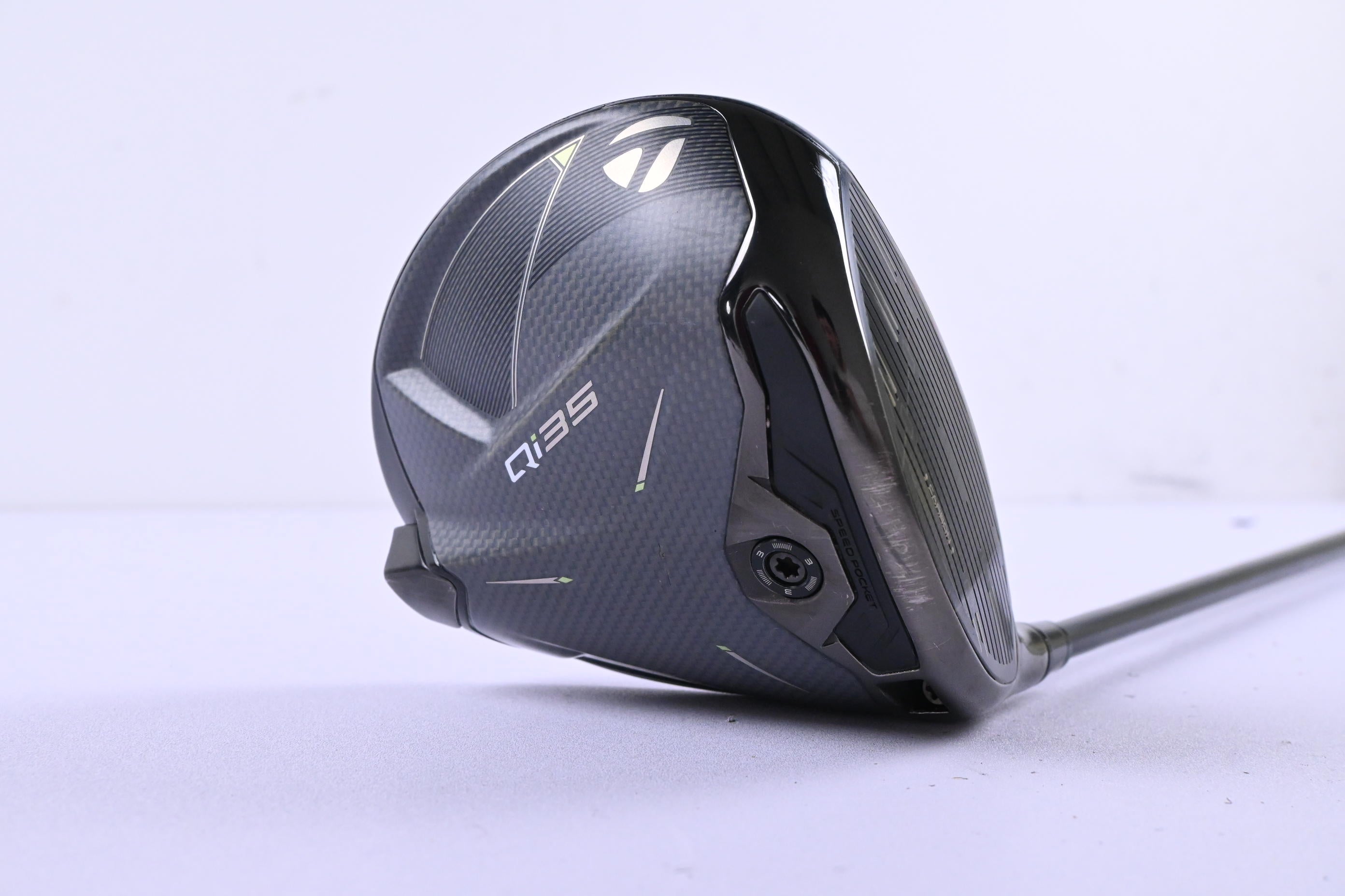 Taylormade Qi35 Driver / 10.5 Degree / Stiff Flex Project X Cypher 2.0 50