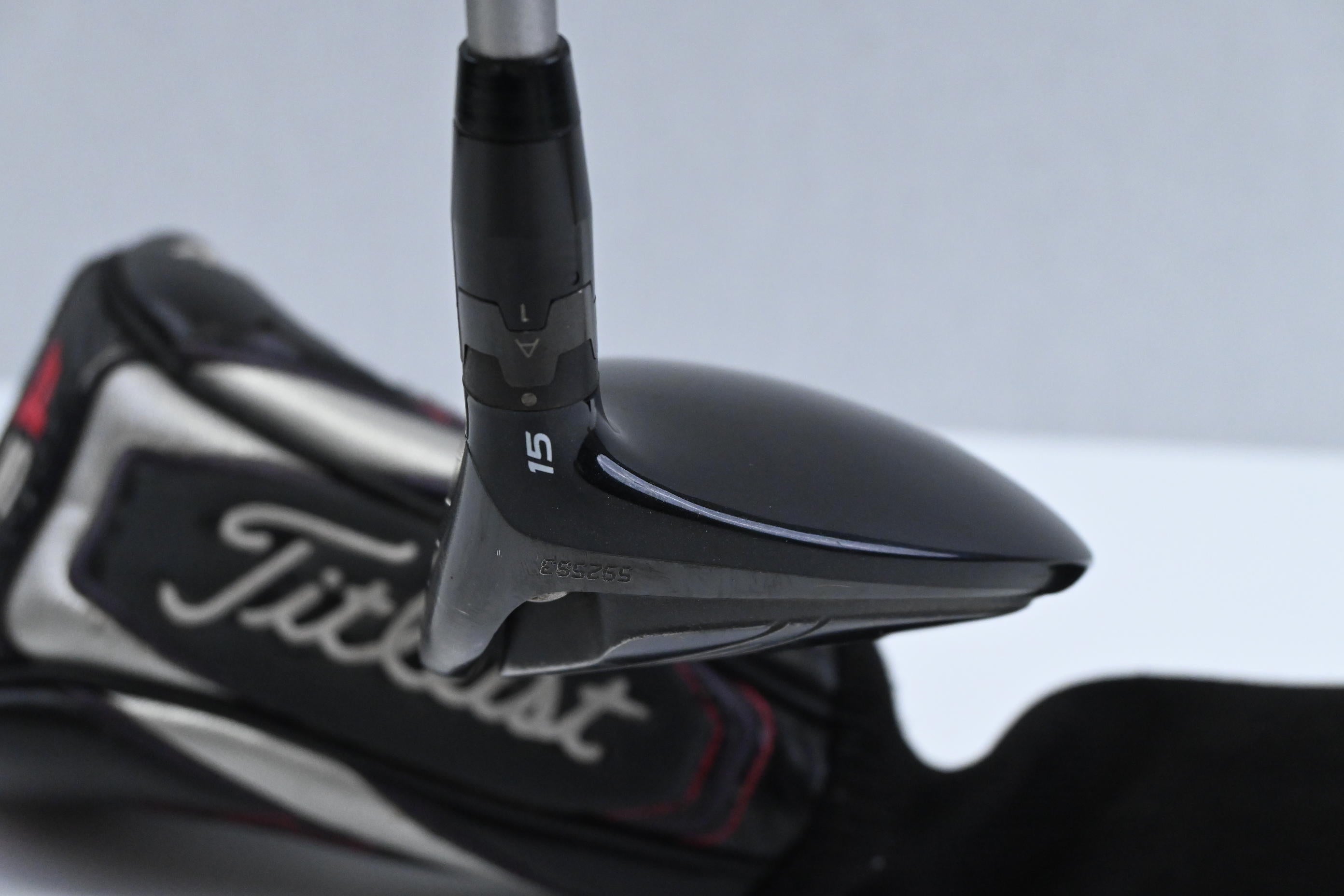 Titleist 915 F #3 Wood / 15 Degree / X-Flex Diamana S+ 70 Shaft