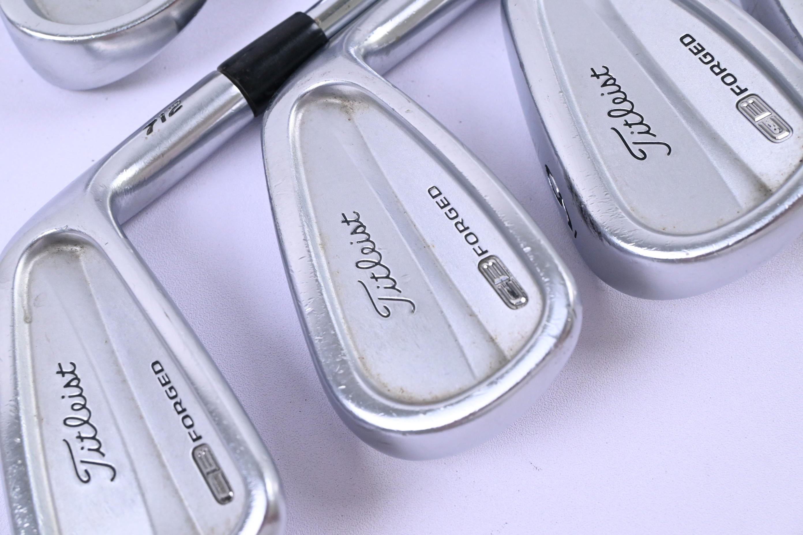 Titleist 712 CB Irons / 4-PW / Regular Flex Dynamic Gold R300 Shafts