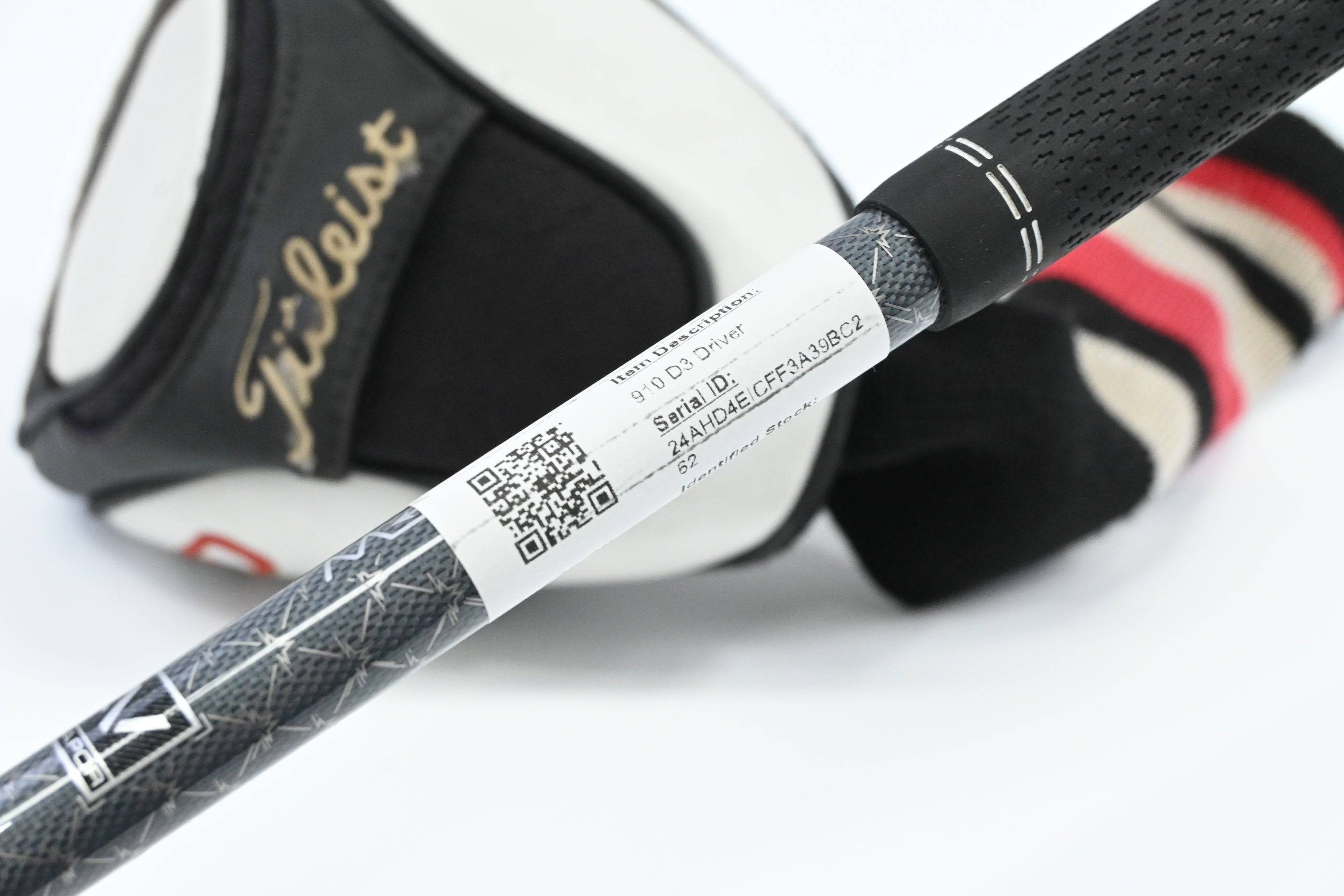 Titleist 910 D3 Driver / 10.5 Degree / Stiff Flex Tensei AV Blue 55 Shaft