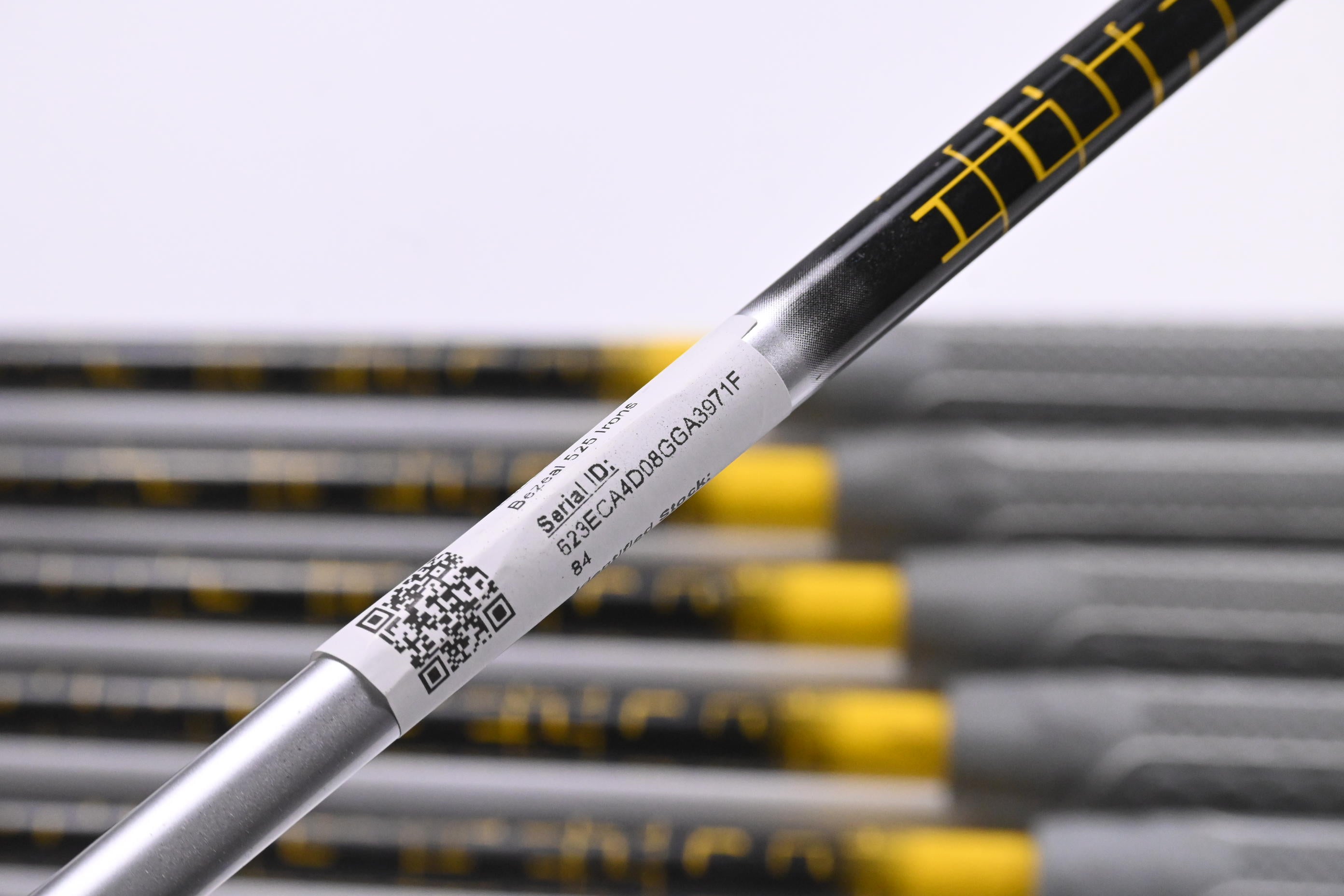 Honma Bezeal 525 Irons / 6-PW+GW / Regular Flex Honma Vizard 48 Shafts