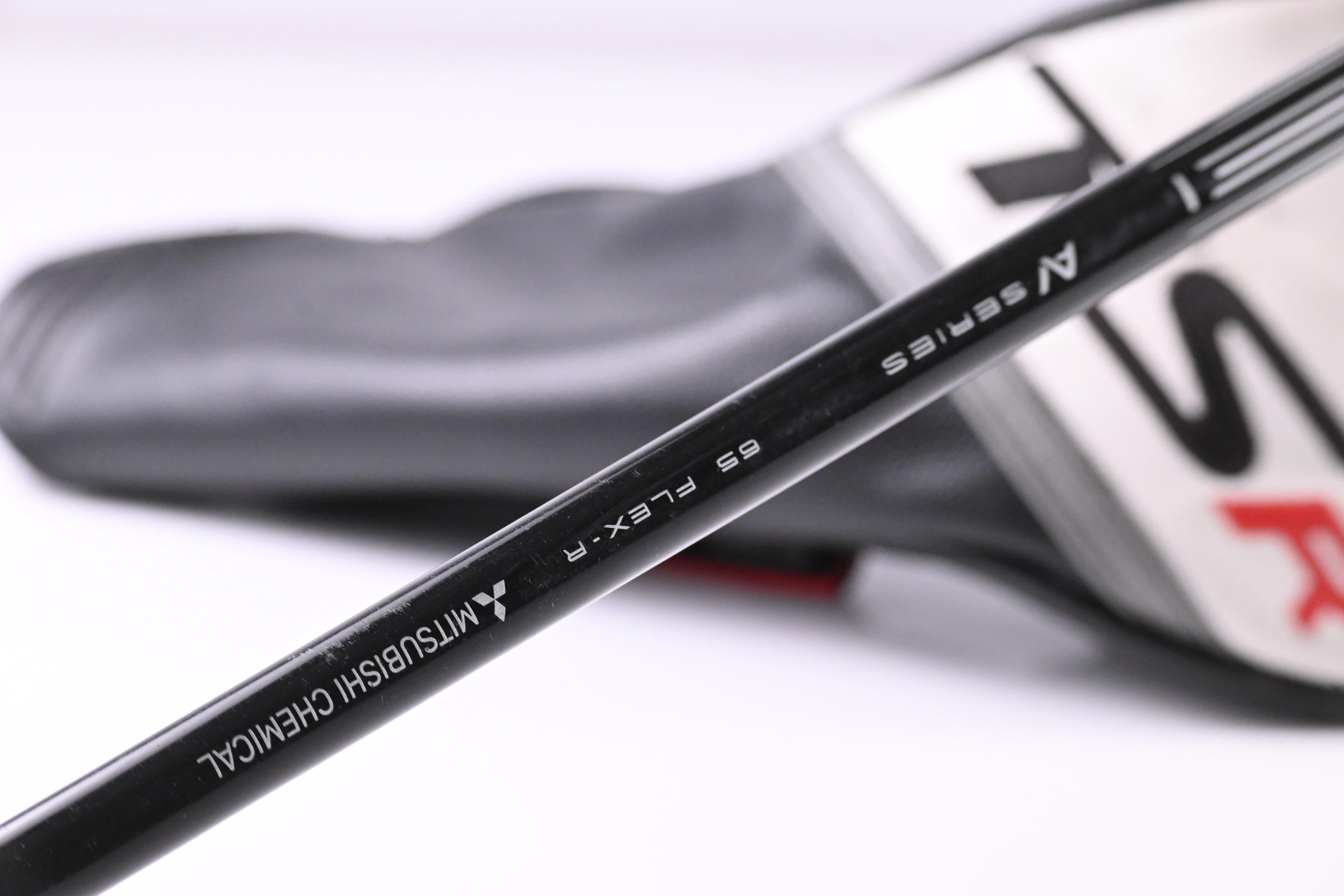 Titleist TSR2 #3 Wood / 16.5 Degree / Regular Flex Tensei AV Blue 65 Shaft