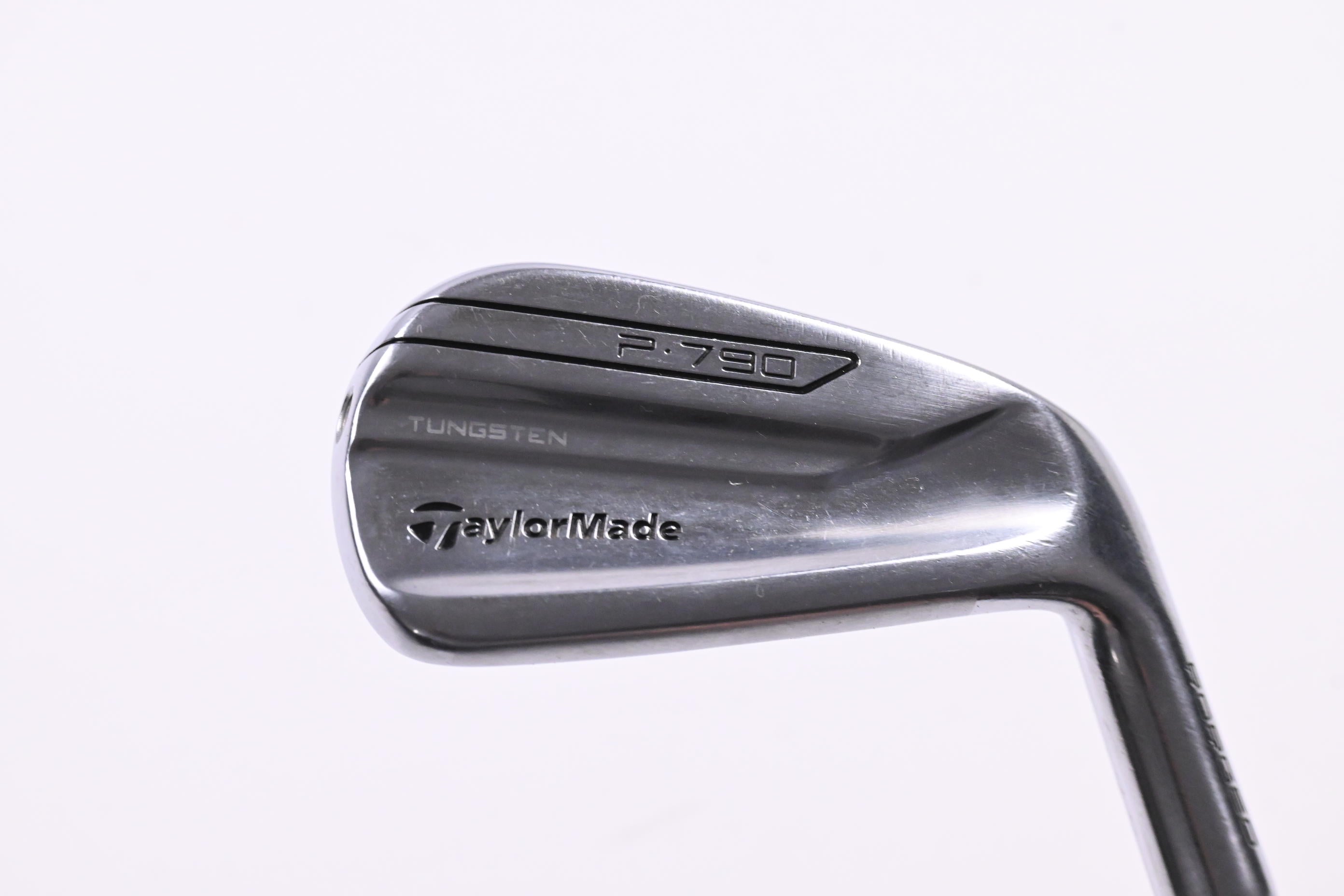 Taylormade P790 2017 #7 Iron / Stiff Flex Fujikura AXOIM Velocore 105 Shaft