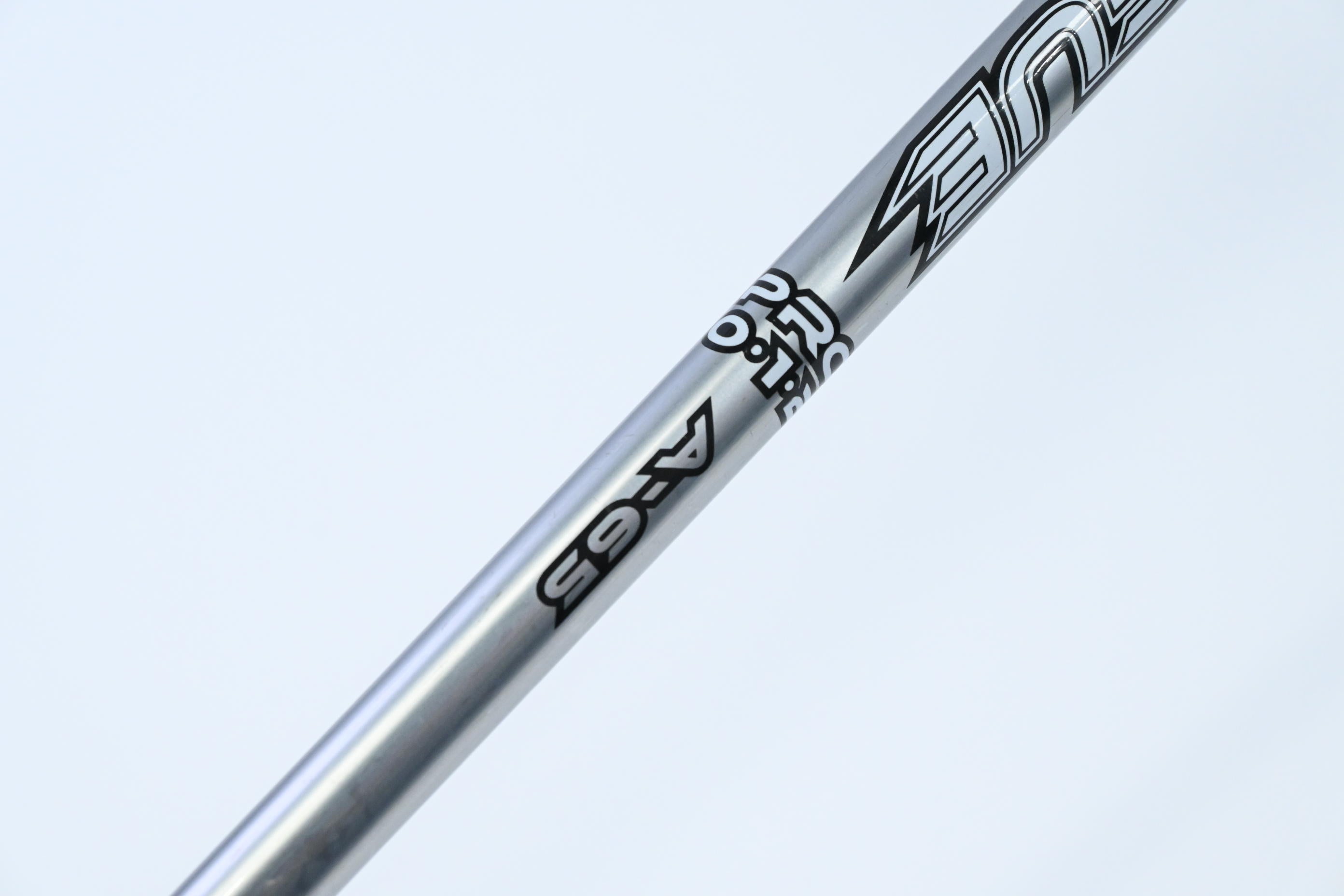 Wilson D300 #8 Iron / Senior Flex Aldila Rogue Pro 0.1.2 65 Shaft