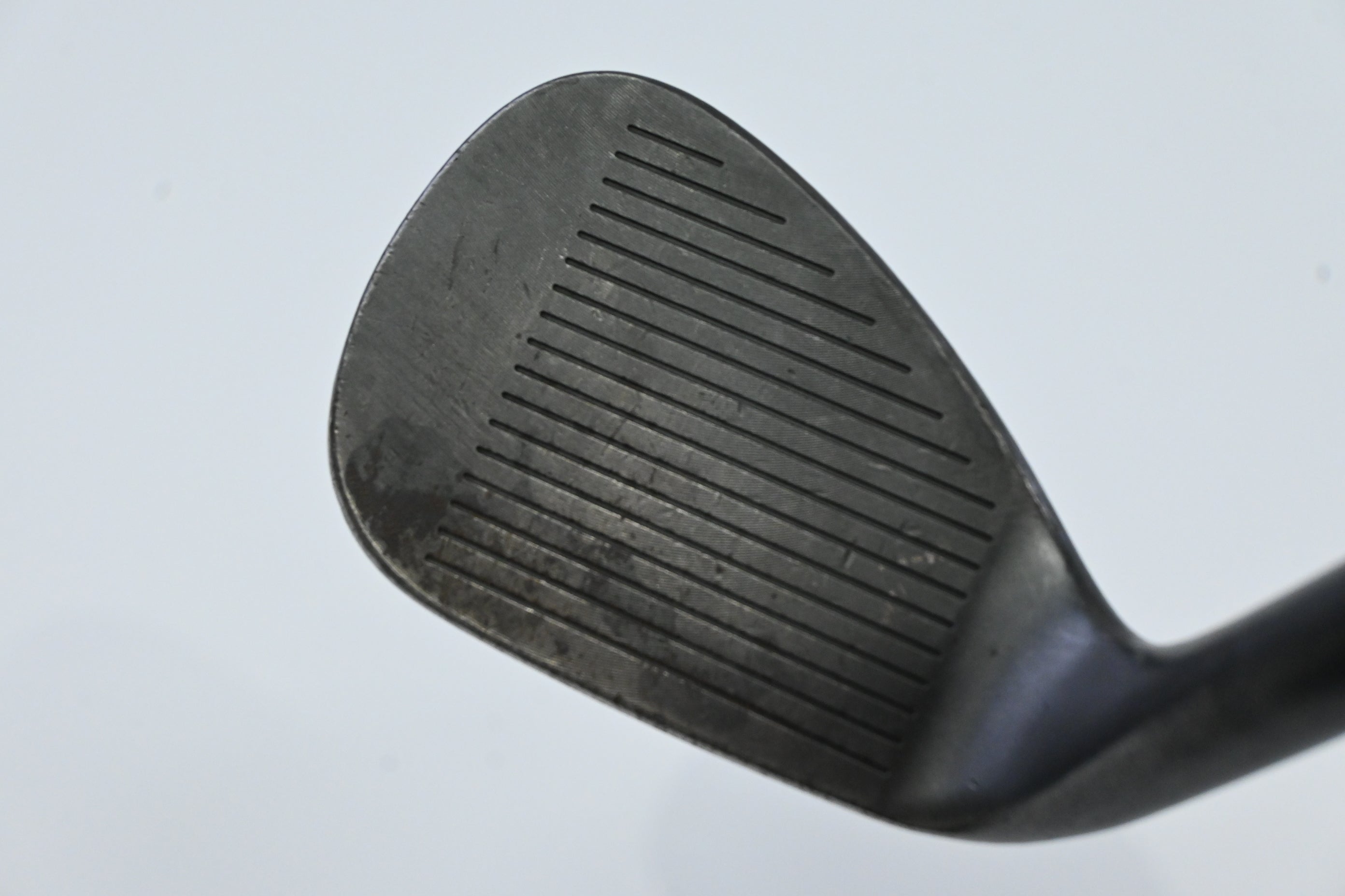 Taylormade Milled Grind Gap Wedge / 52 Degree / X-Flex Dynamic Gold X100 Shaft
