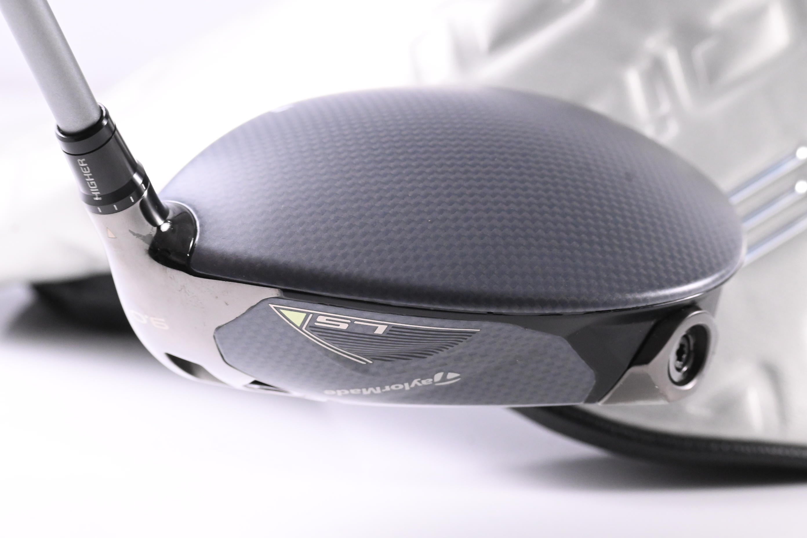 Taylormade Qi35 LS Driver / 9 Degree / Regular Flex Fujikura Air Speeder 50