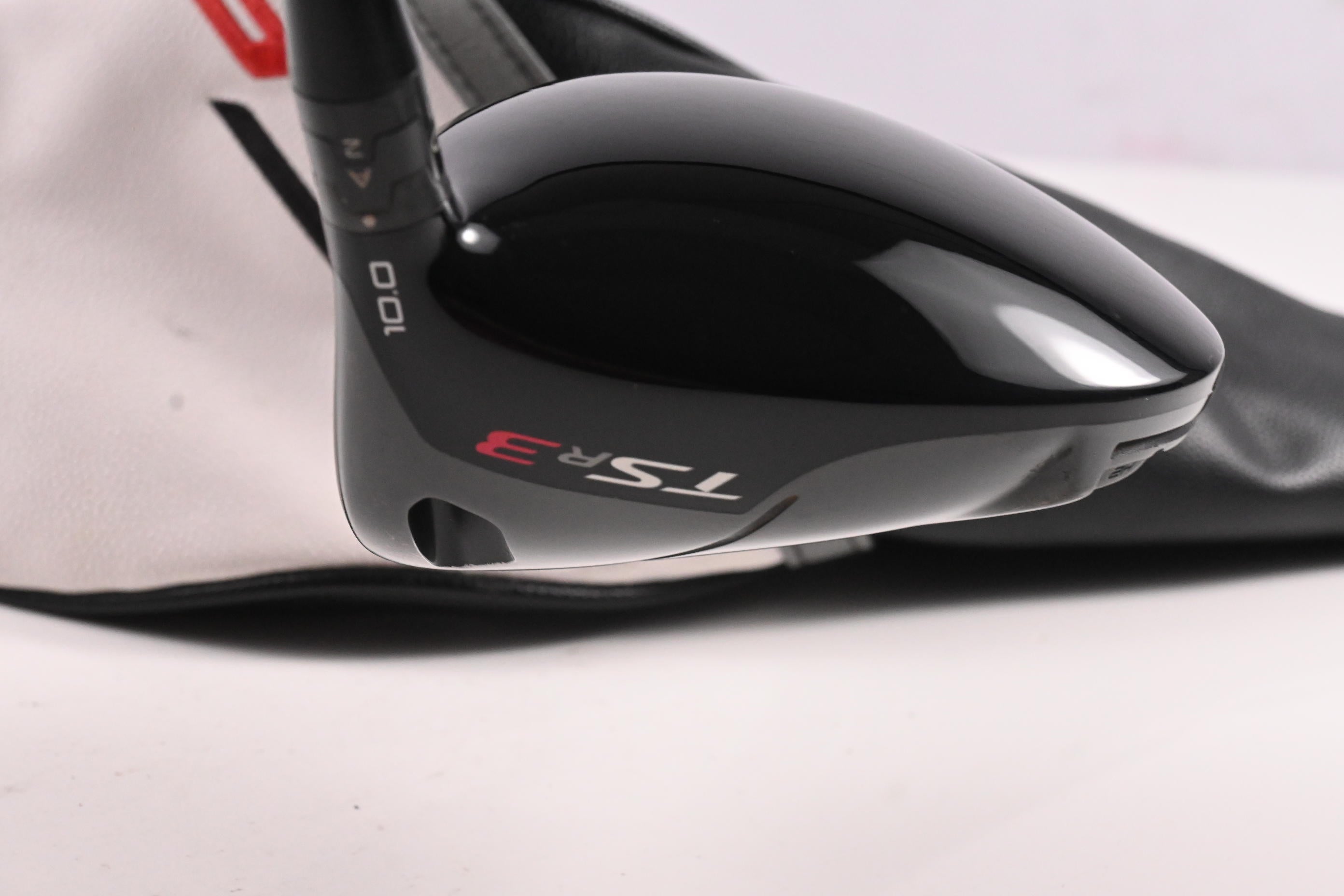 Titleist TSR3 Driver / 10 Degree / X-Flex Graphite Design Tour AD IZ-6 Shaft