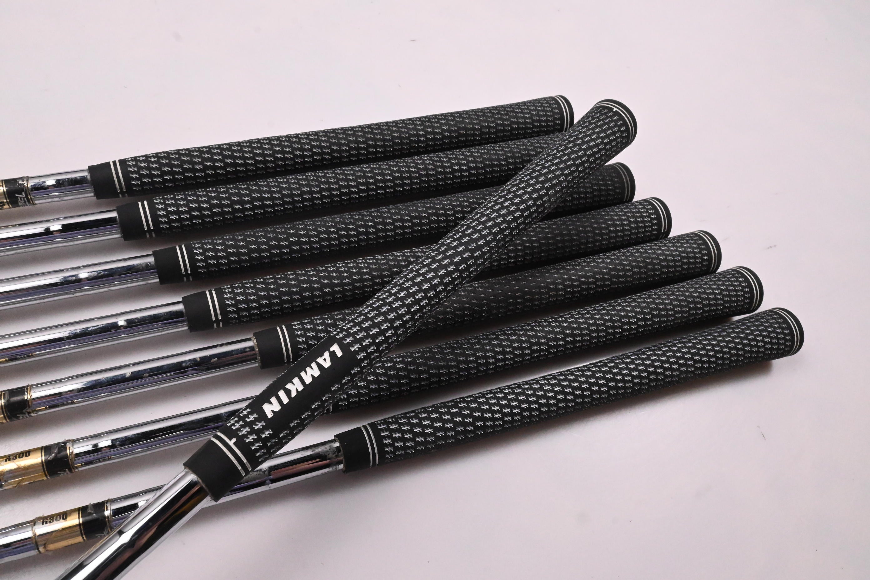 Left Hand Mizuno MP-60 Irons / 3-PW / Regular Flex Dynamic Gold R300 Shafts