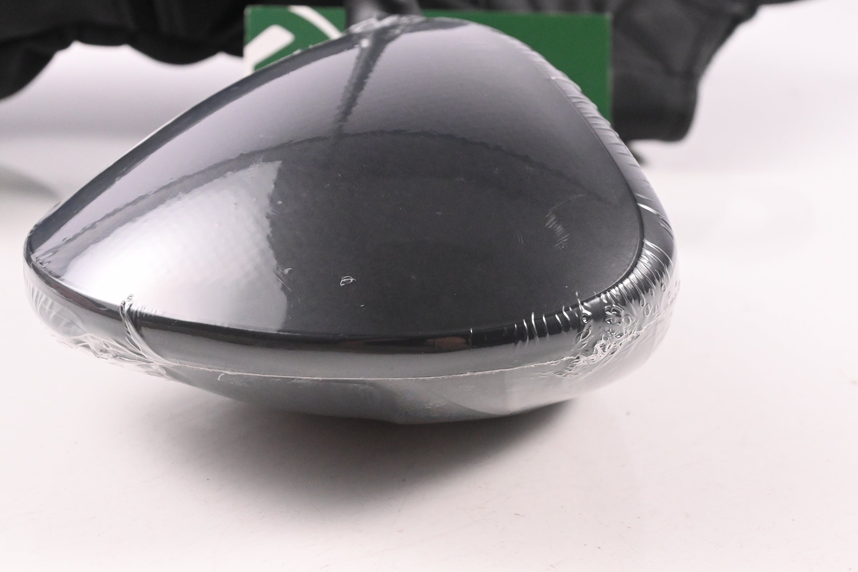 Cobra DS-Adapt LS Driver / 9 Degree / Regular Flex Vanquish 4 Shaft