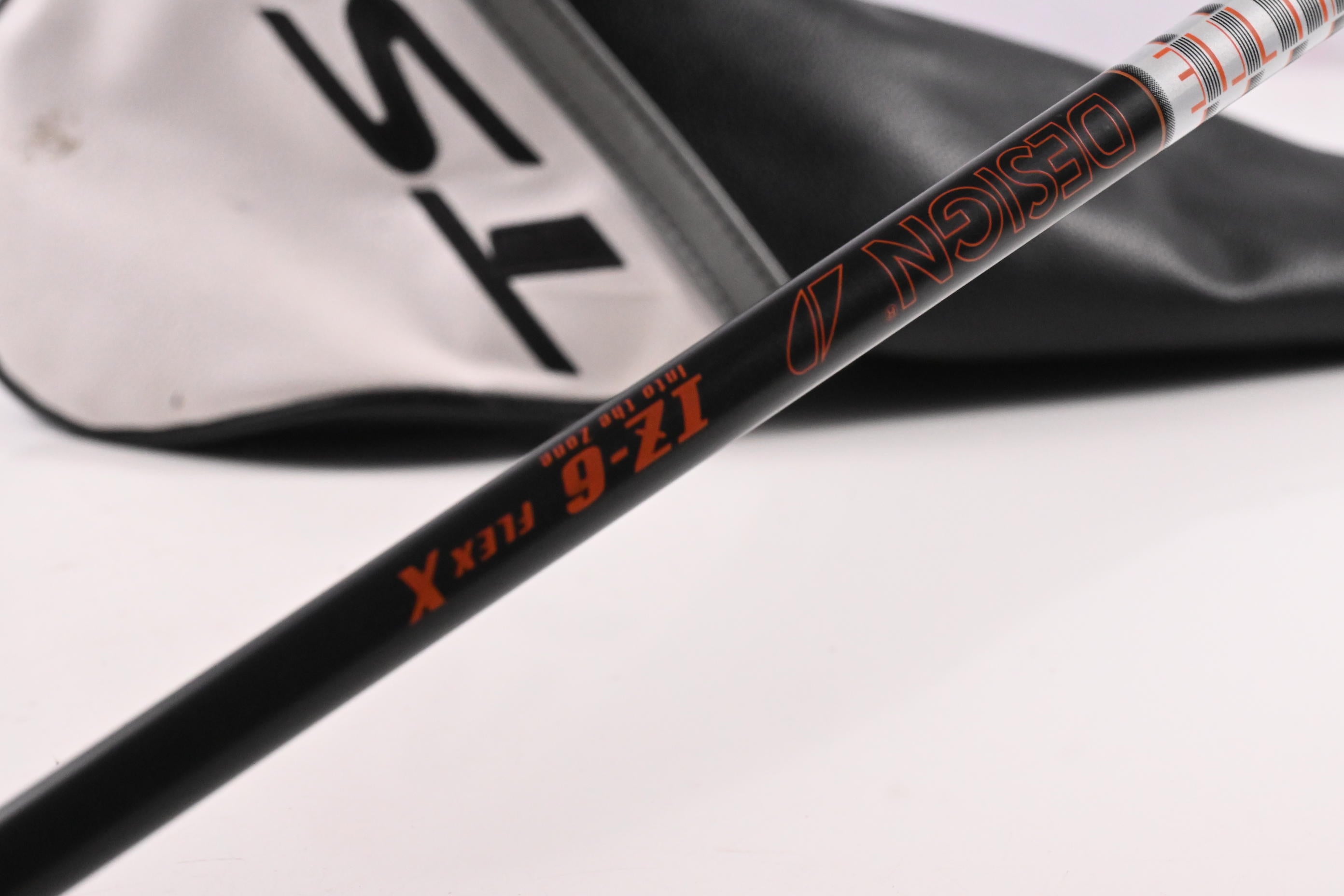 Titleist TSR3 Driver / 10 Degree / X-Flex Graphite Design Tour AD IZ-6 Shaft