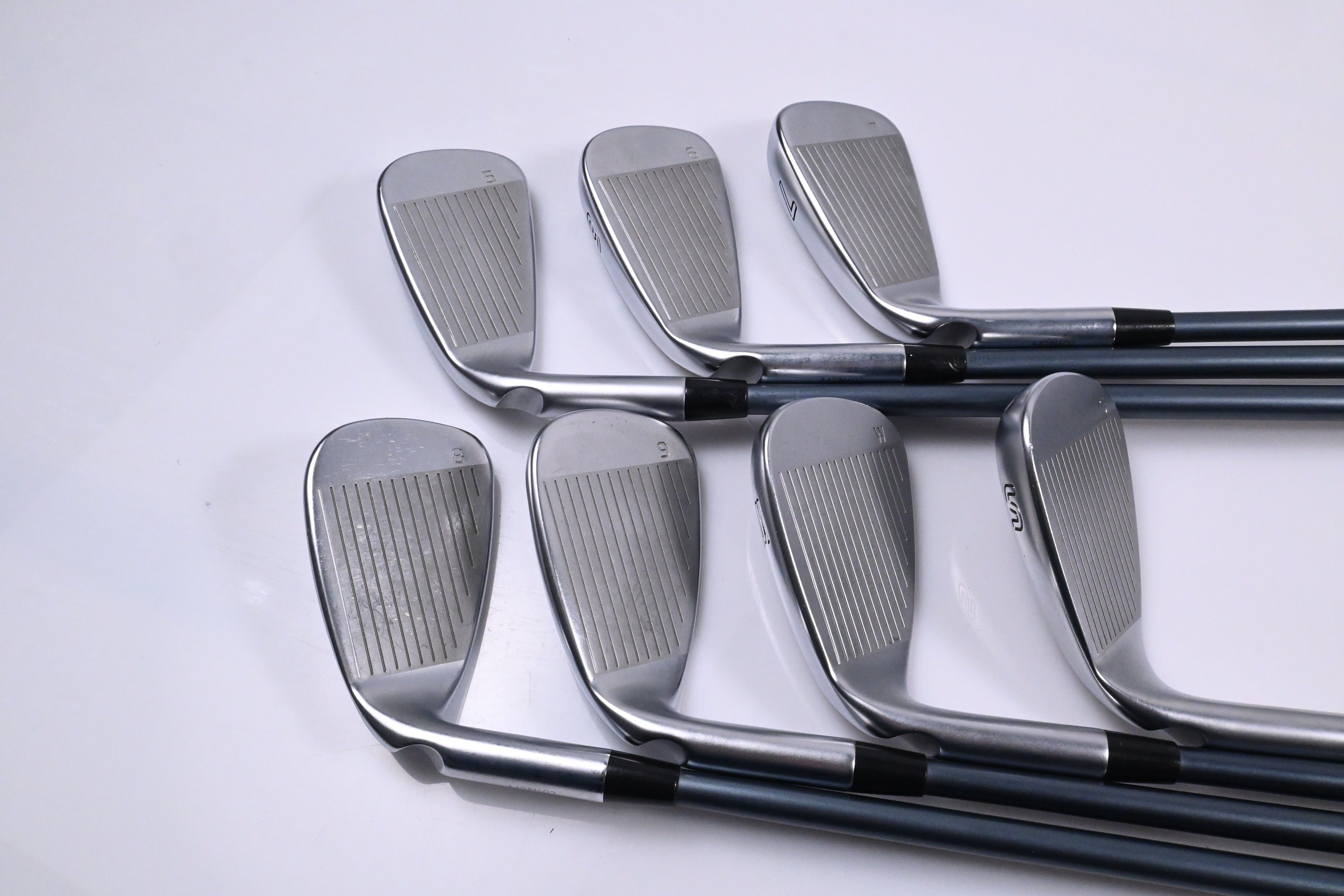 Ping G425 Irons / 5-PW+SW / White Dot / Regular Flex Ping Alta CB Slate Shafts