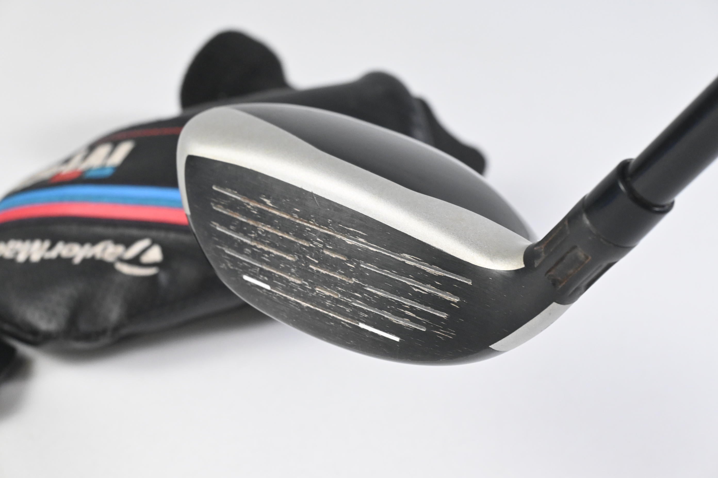 Taylormade M4 #4 Hybrid / 22 Degree / Stiff Flex Fujikura Atmos Red 7 Shaft
