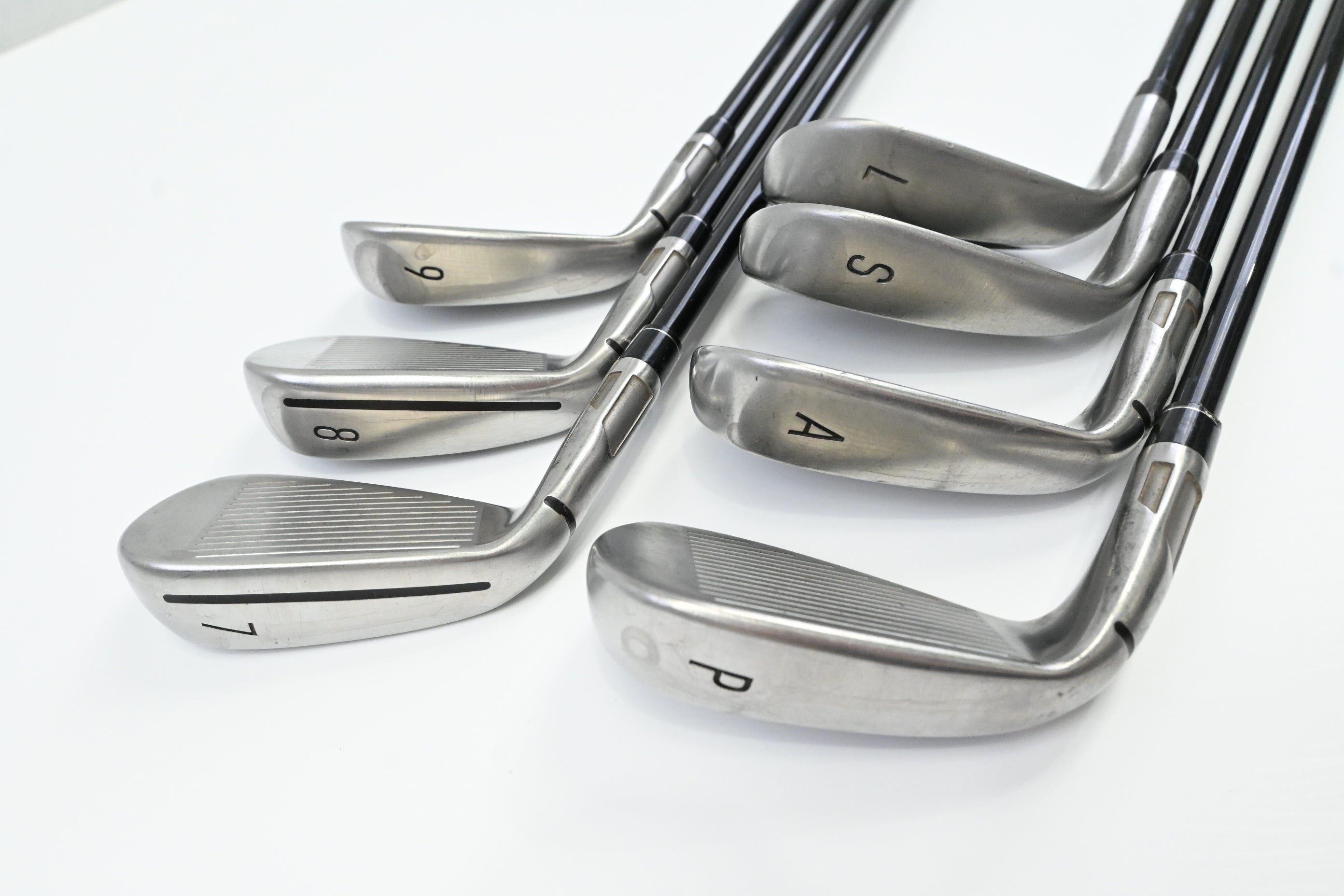 Taylormade Stealth Irons / 7-PW+GW+SW+LW / Regular Flex Fujikura Ventus Red 6