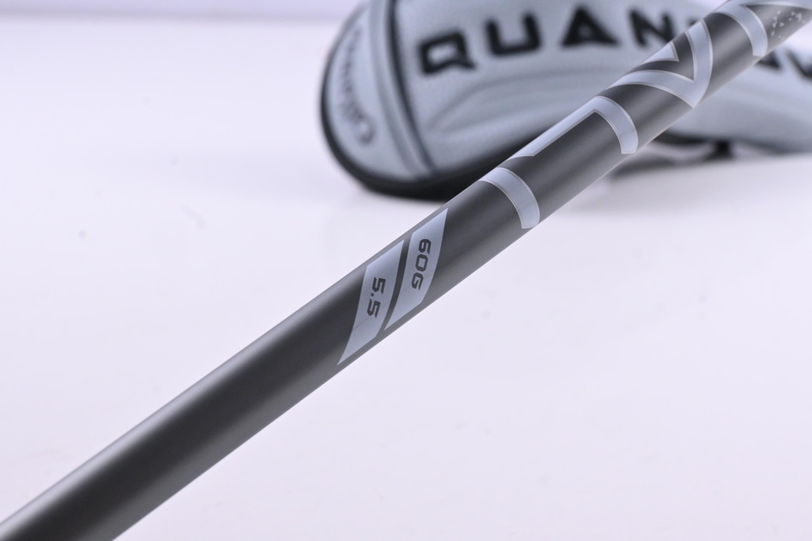 Callaway Quantum Max #5 Hybrid / 24 Degree / Regular Flex Denali Silver 60 Shaft
