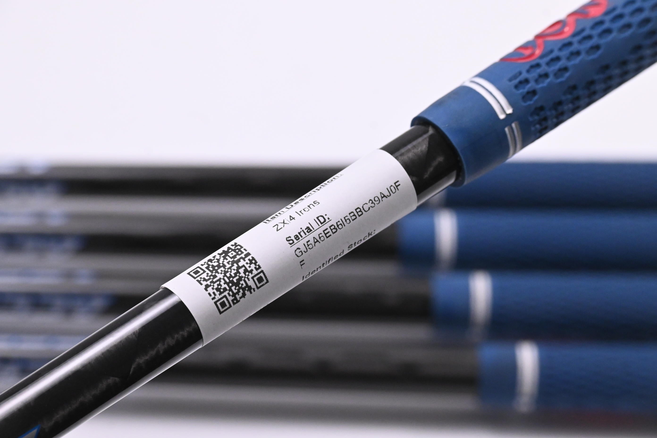 Srixon ZXi4 Irons / 6-PW / Regular Flex Accra iSeries iS6 Shafts