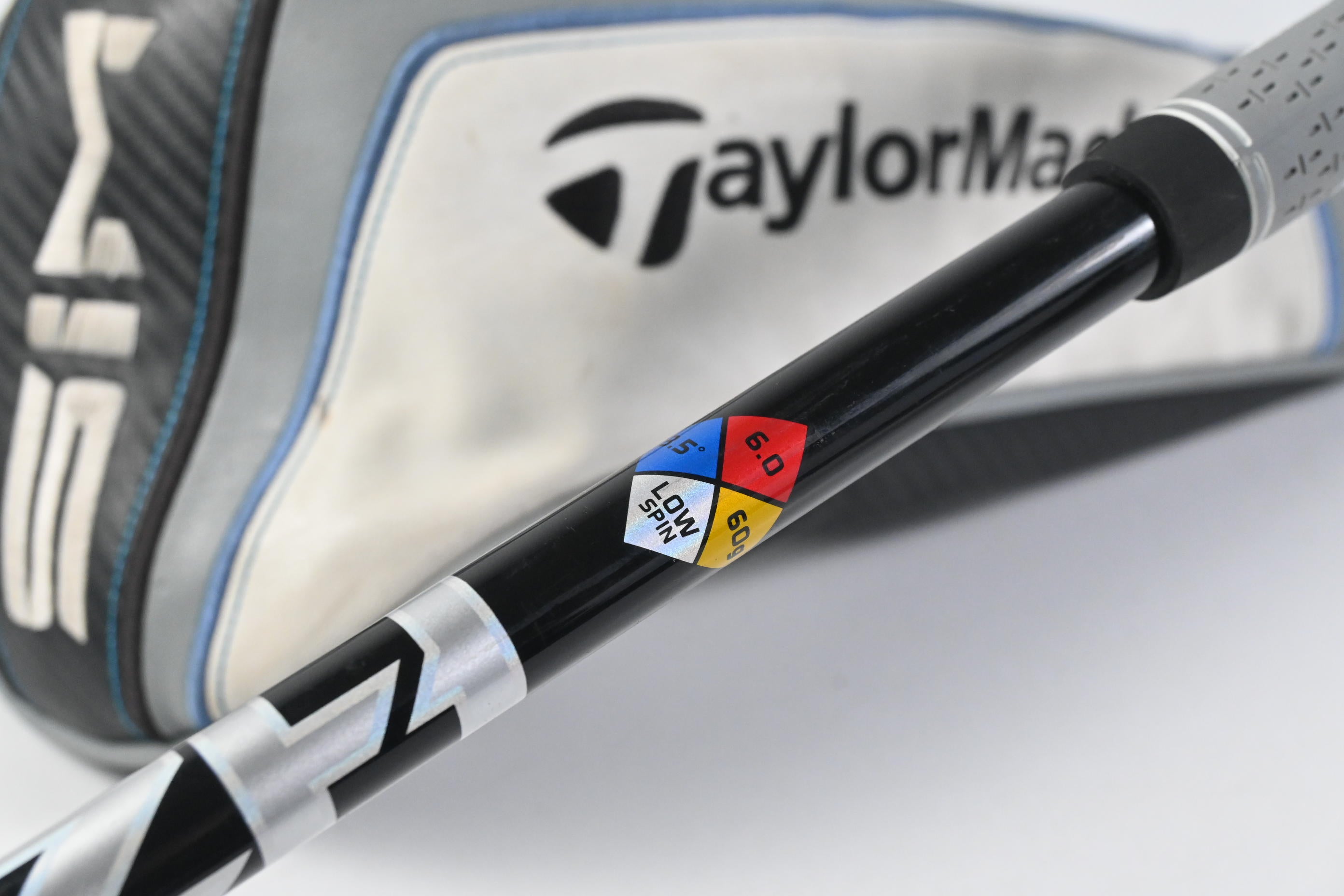 Taylormade SIM Max Driver / 10.5 Degree / Stiff Flex HZRDUS Black 60 Shaft