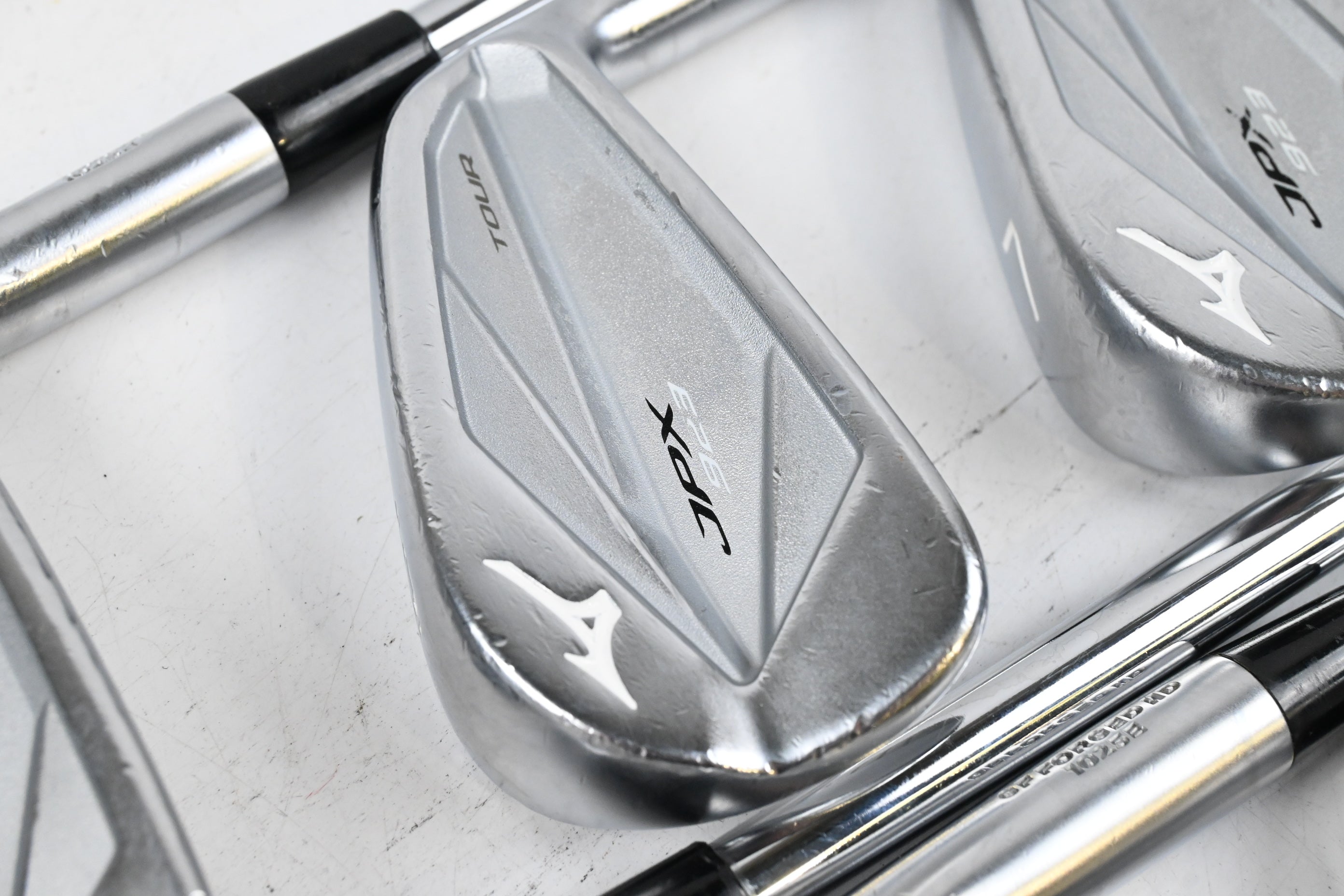 Mizuno JPX 923 Tour Irons / 5-PW / Stiff Flex KBS $-Taper Lite 100 Shafts