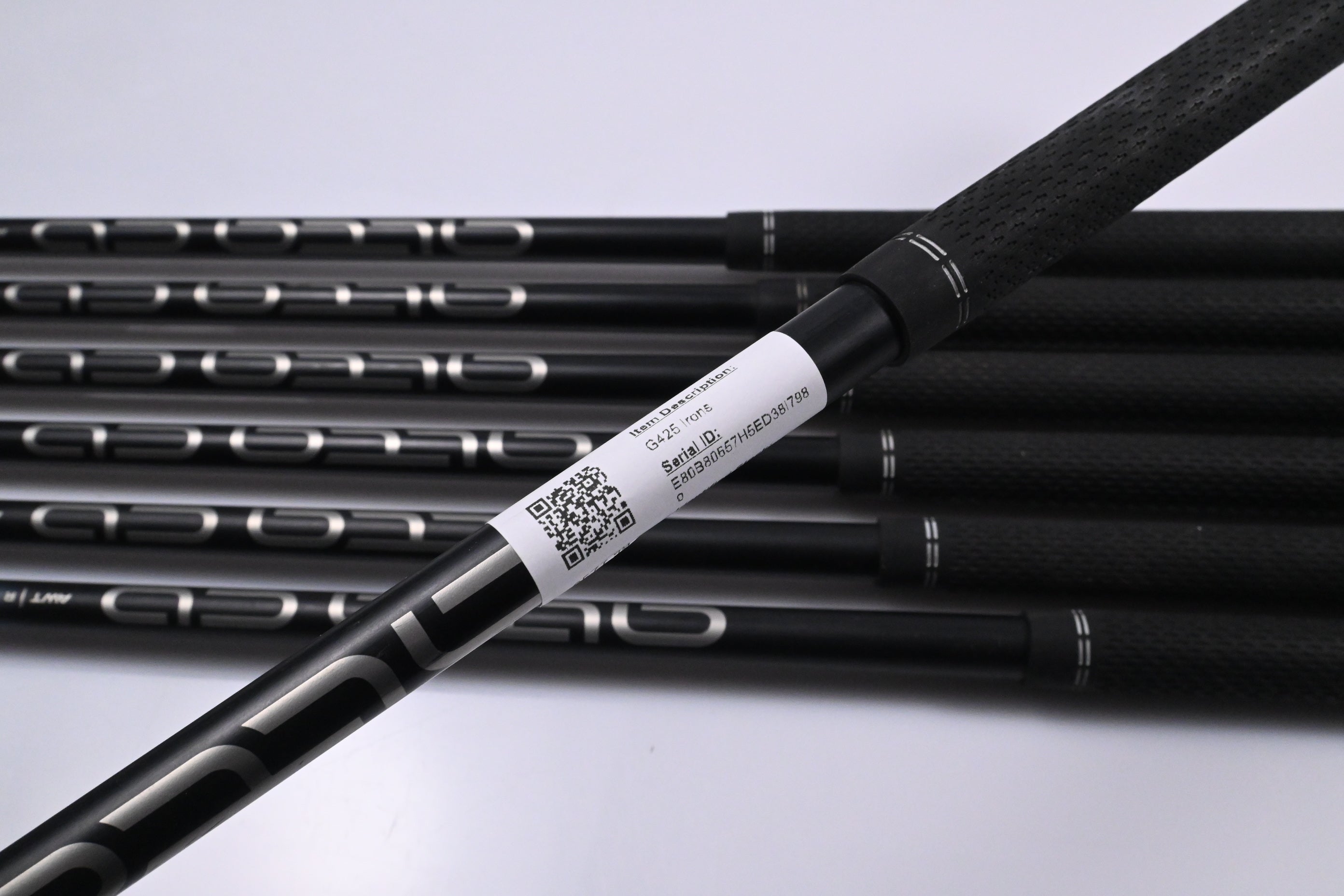 Ping G425 Irons / 5-PW+SW / White Dot / Regular Flex Ping Alta CB Slate Shafts