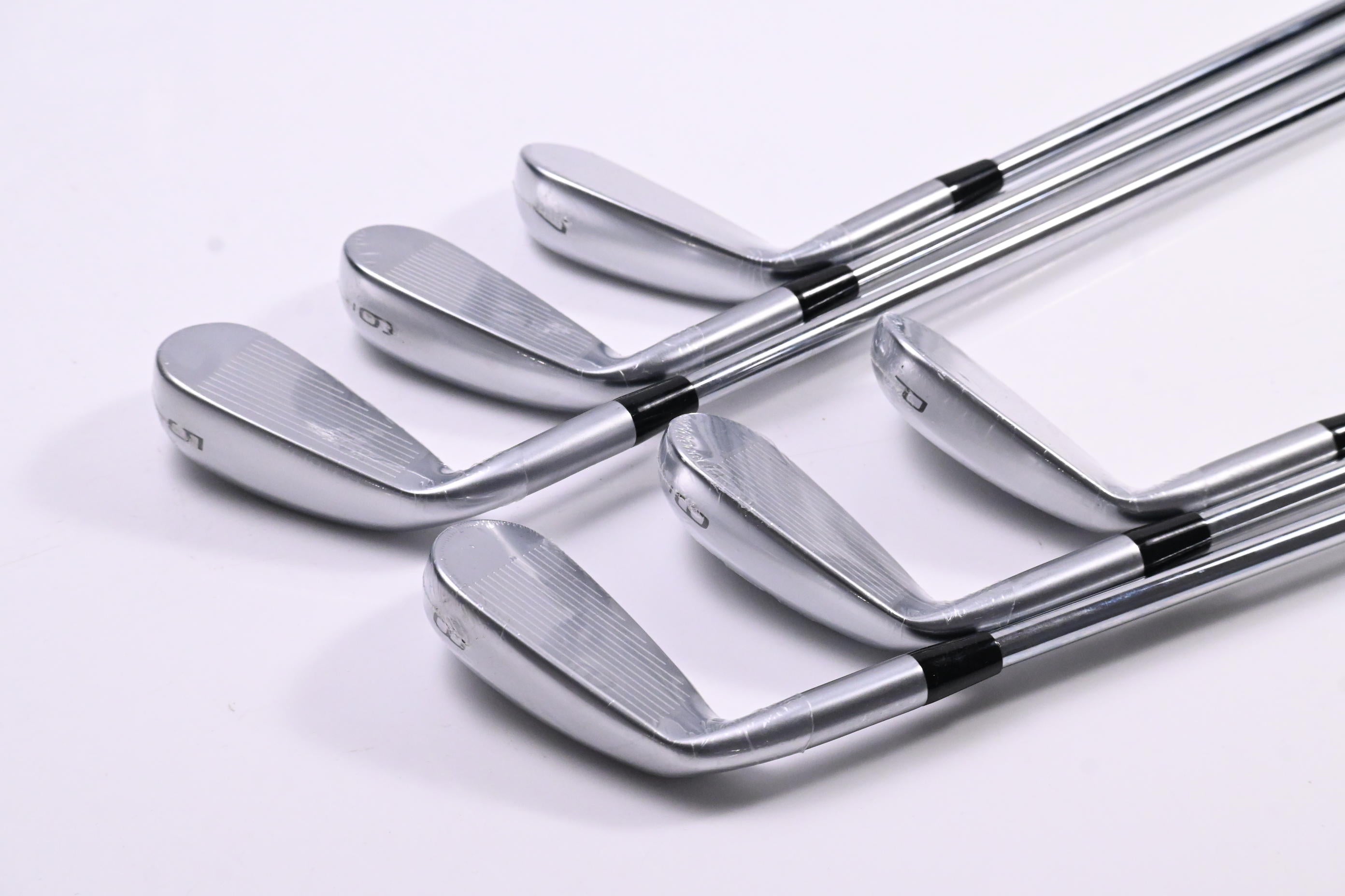 Mizuno JPX 925 Hot Metal HL Irons / 5-PW / Regular Flex Dynamic Gold 95 R300
