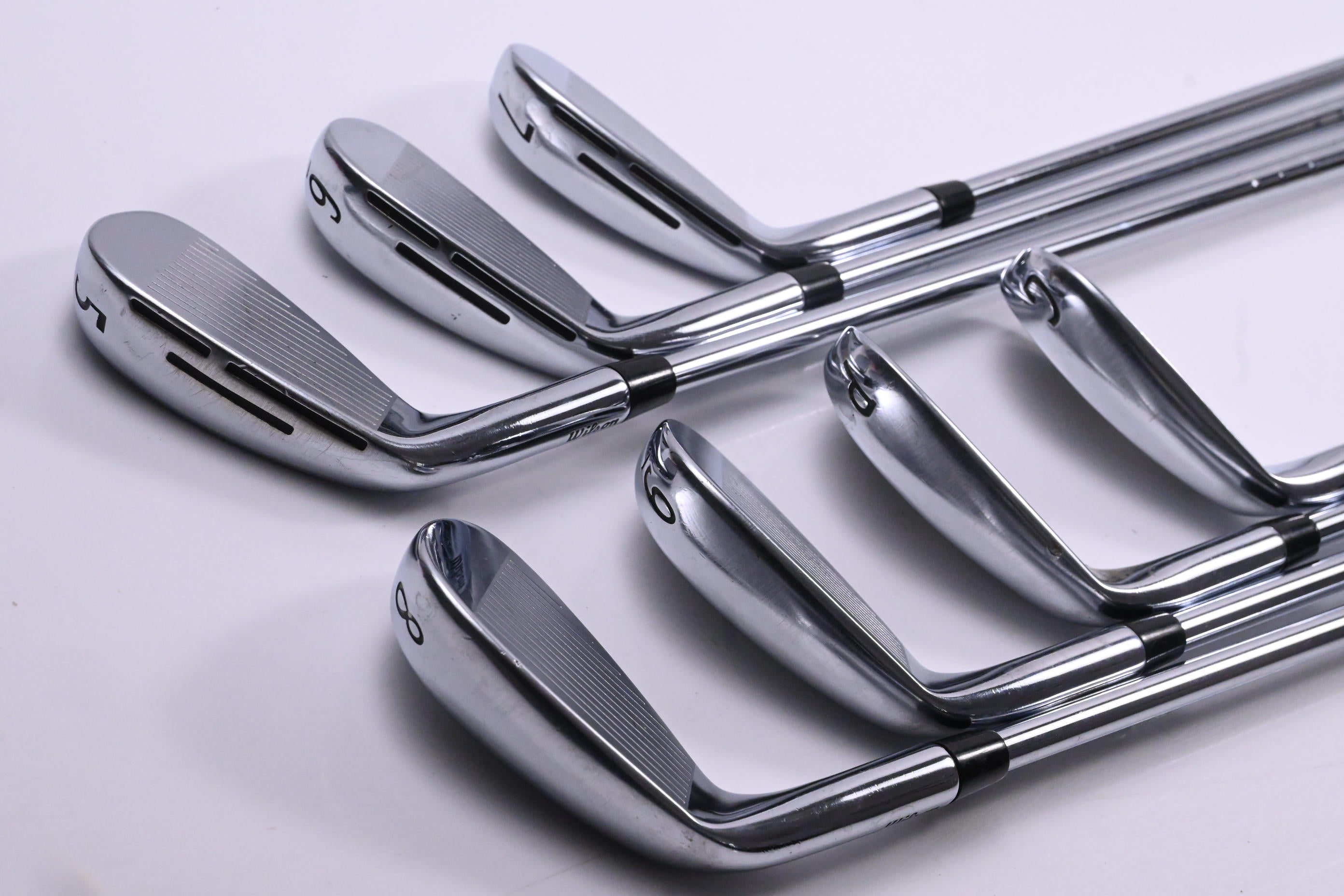 Wilson D9 Forged Irons / 5-PW+GW / Regular Flex KBS MAX Ultralite Shafts