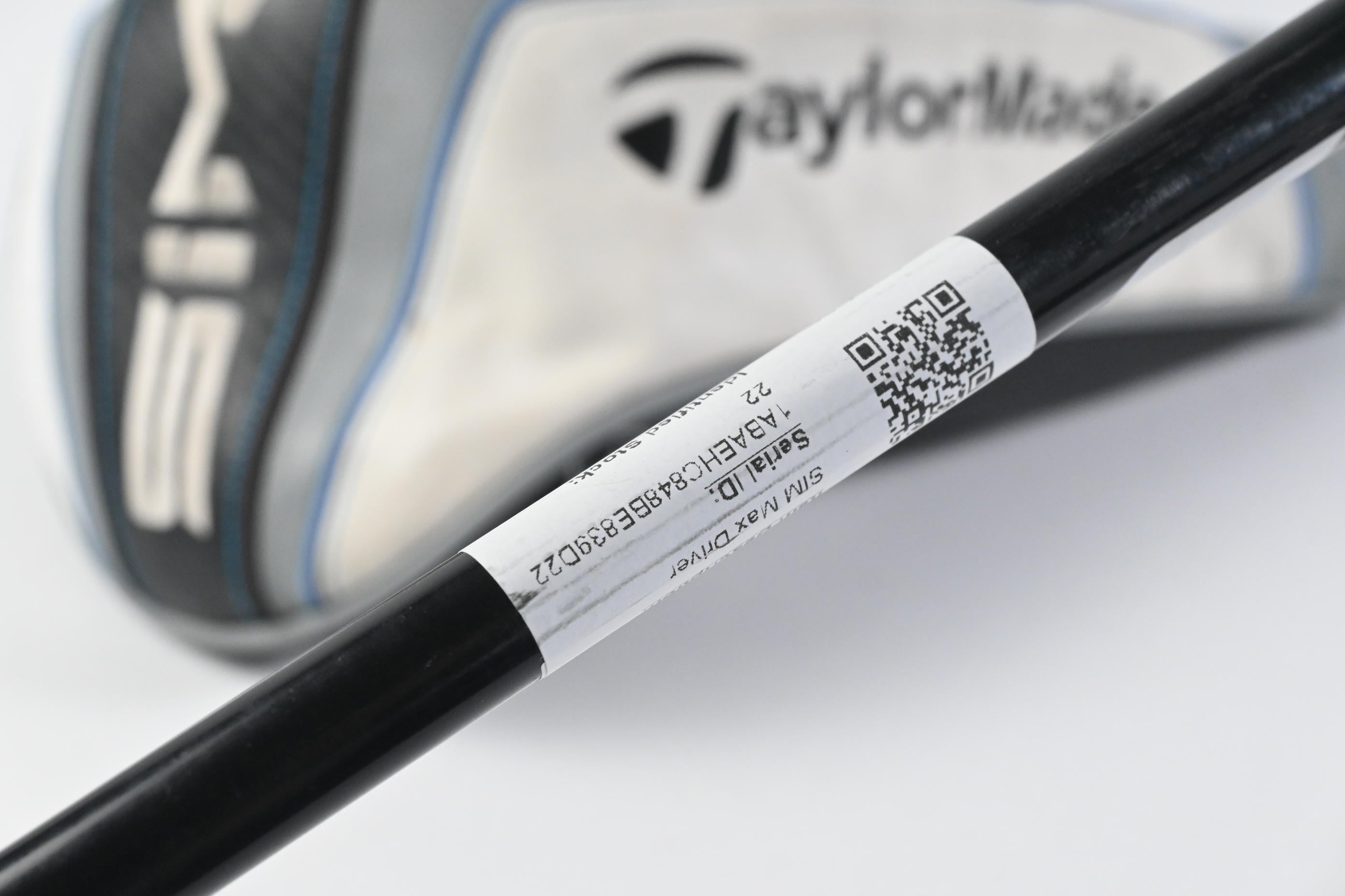 Taylormade SIM Max Driver / 10.5 Degree / Stiff Flex HZRDUS Black 60 Shaft