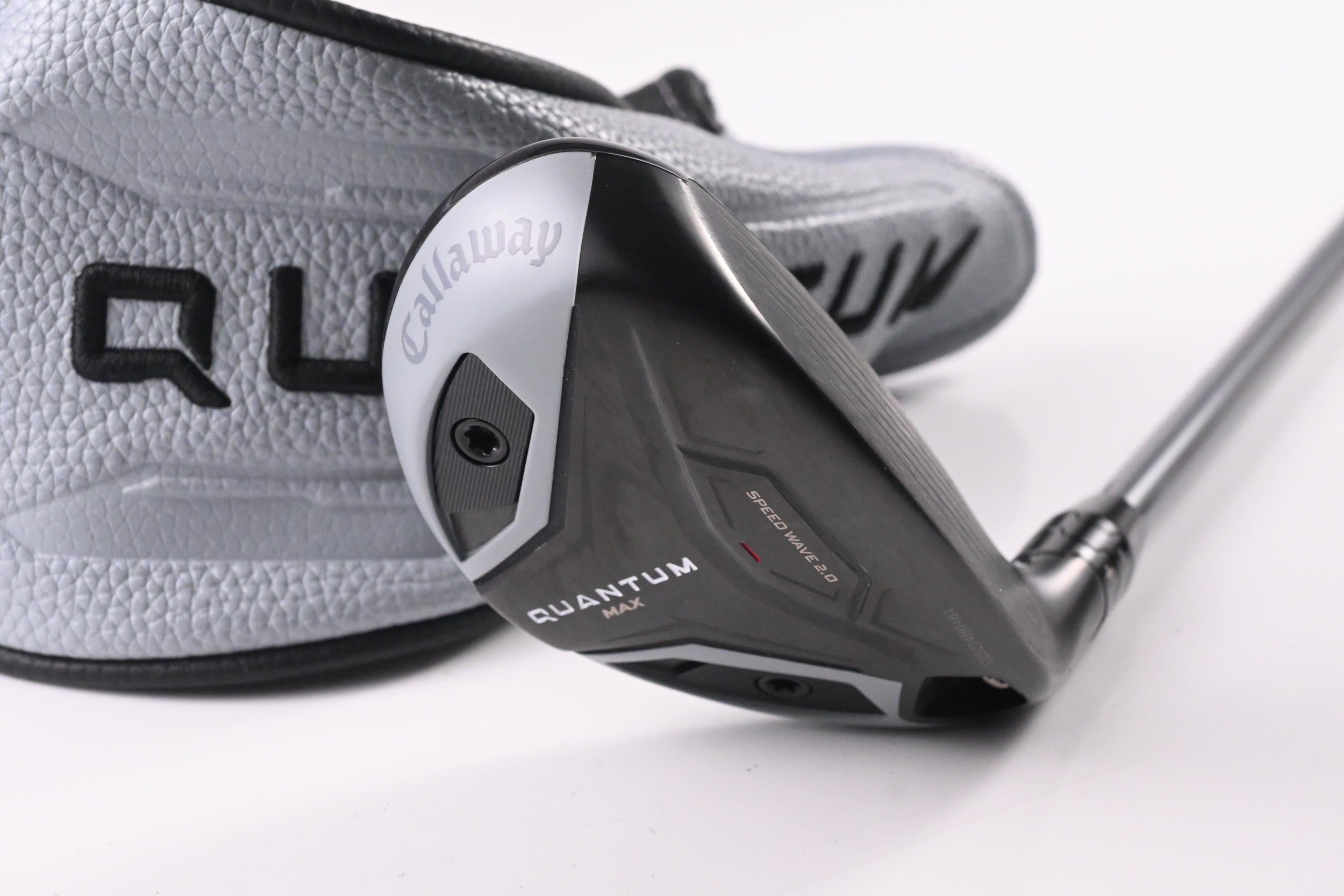 Callaway Quantum Max #4 Hybrid / 21 Degree / Stiff Flex Denali Charcoal 70 Shaft